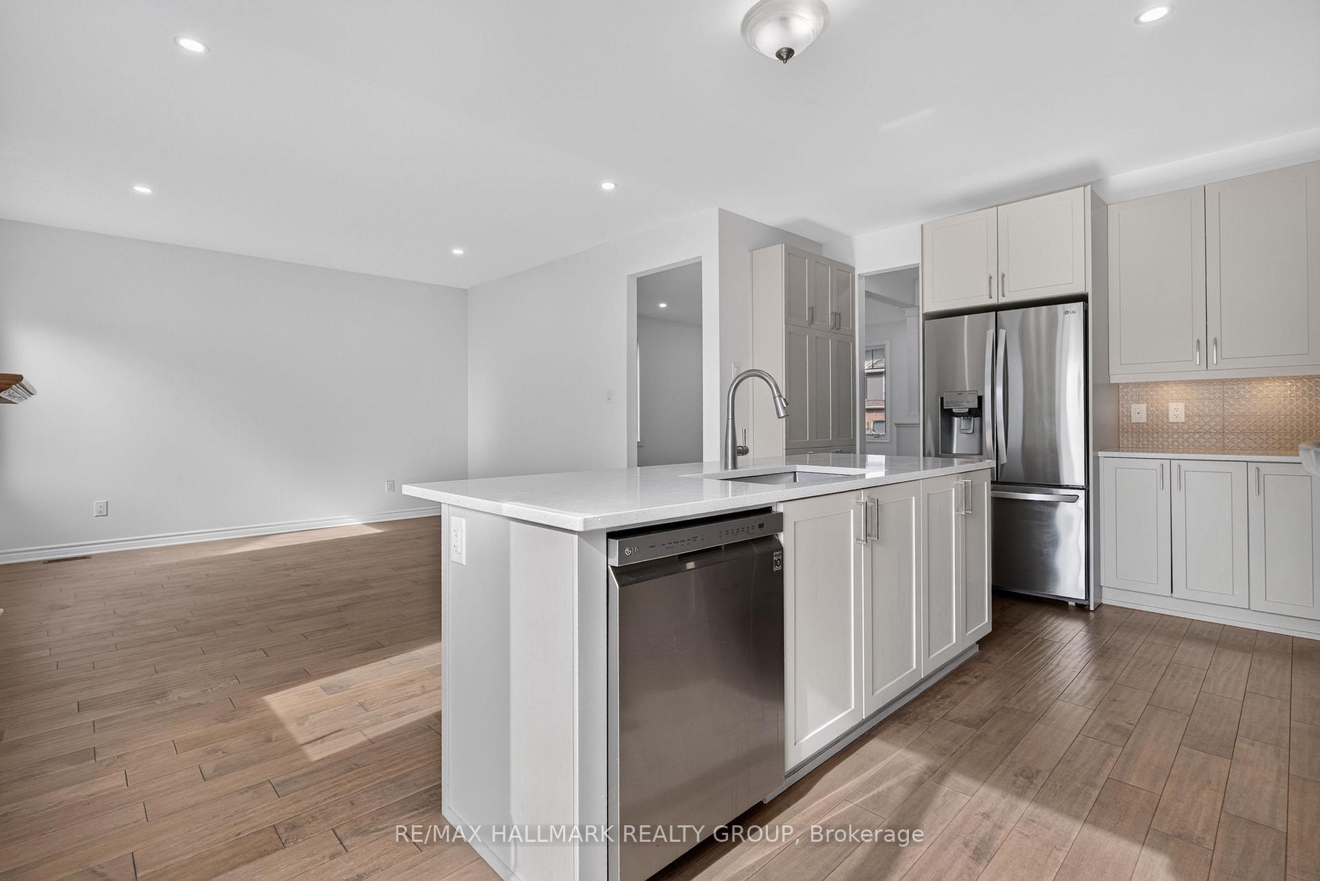 Photo 7 of 149 Minikan Street, Ottawa, Blossom Park/Kemp Park/Findlay Creek — HOMEH