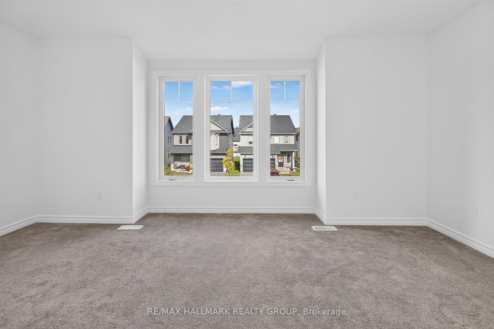 Photo 20 of 149 Minikan Street, Ottawa, Blossom Park/Kemp Park/Findlay Creek — HOMEH