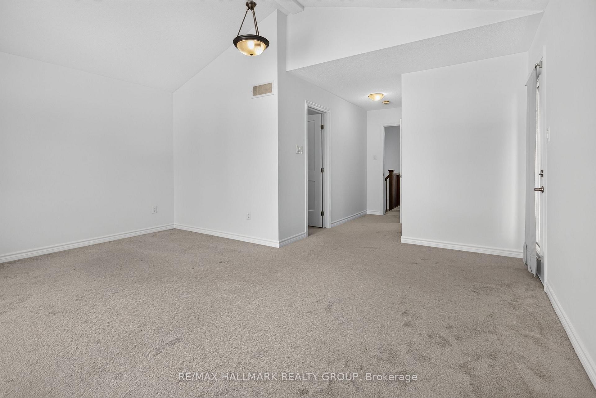 Photo 22 of 149 Minikan Street, Ottawa, Blossom Park/Kemp Park/Findlay Creek — HOMEH