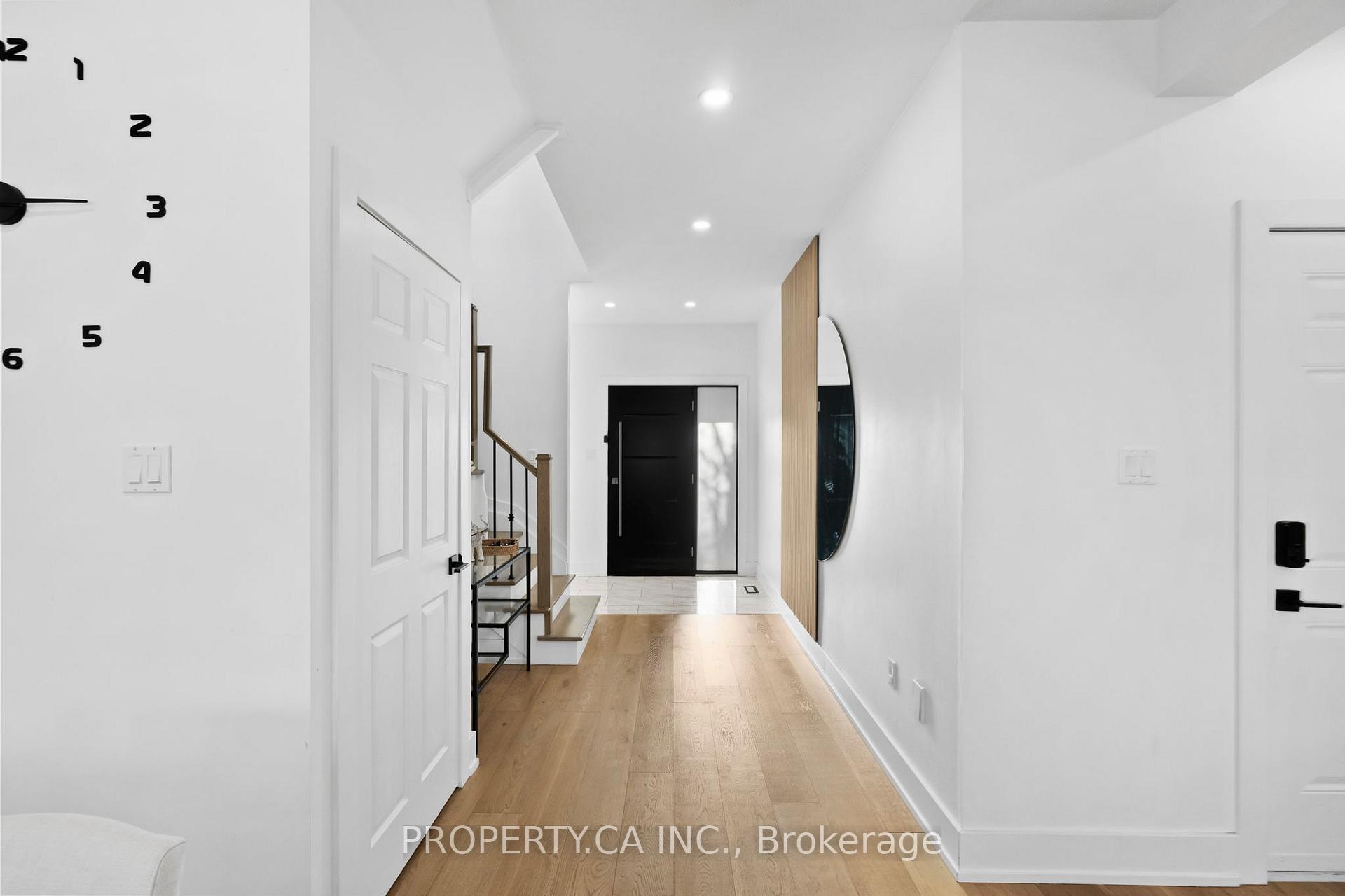 Photo 4 of 44 Andrew Hill Drive, Vaughan, Vellore Village — HOMEH