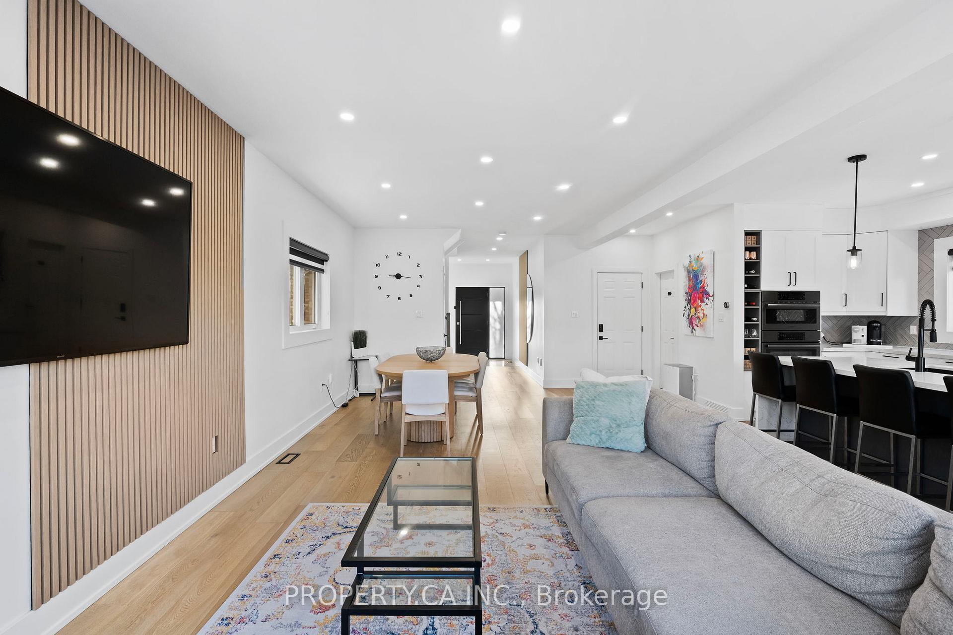 Photo 12 of 44 Andrew Hill Drive, Vaughan, Vellore Village — HOMEH