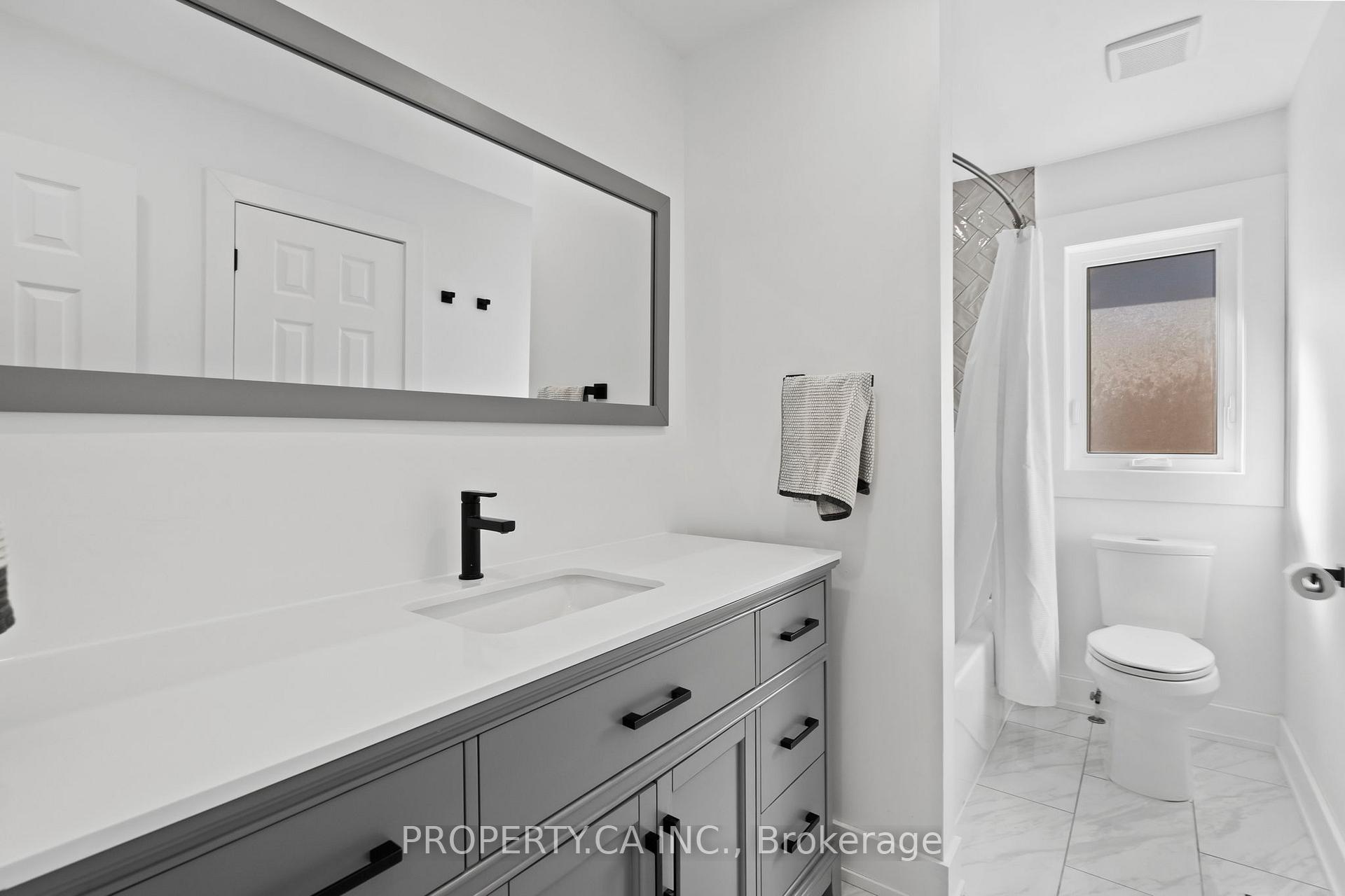 Photo 30 of 44 Andrew Hill Drive, Vaughan, Vellore Village — HOMEH
