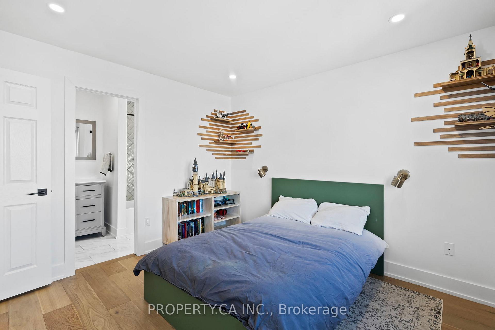 Photo 33 of 44 Andrew Hill Drive, Vaughan, Vellore Village — HOMEH