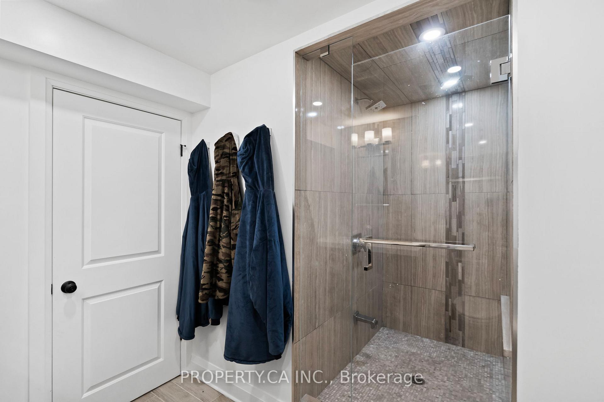 Photo 43 of 44 Andrew Hill Drive, Vaughan, Vellore Village — HOMEH