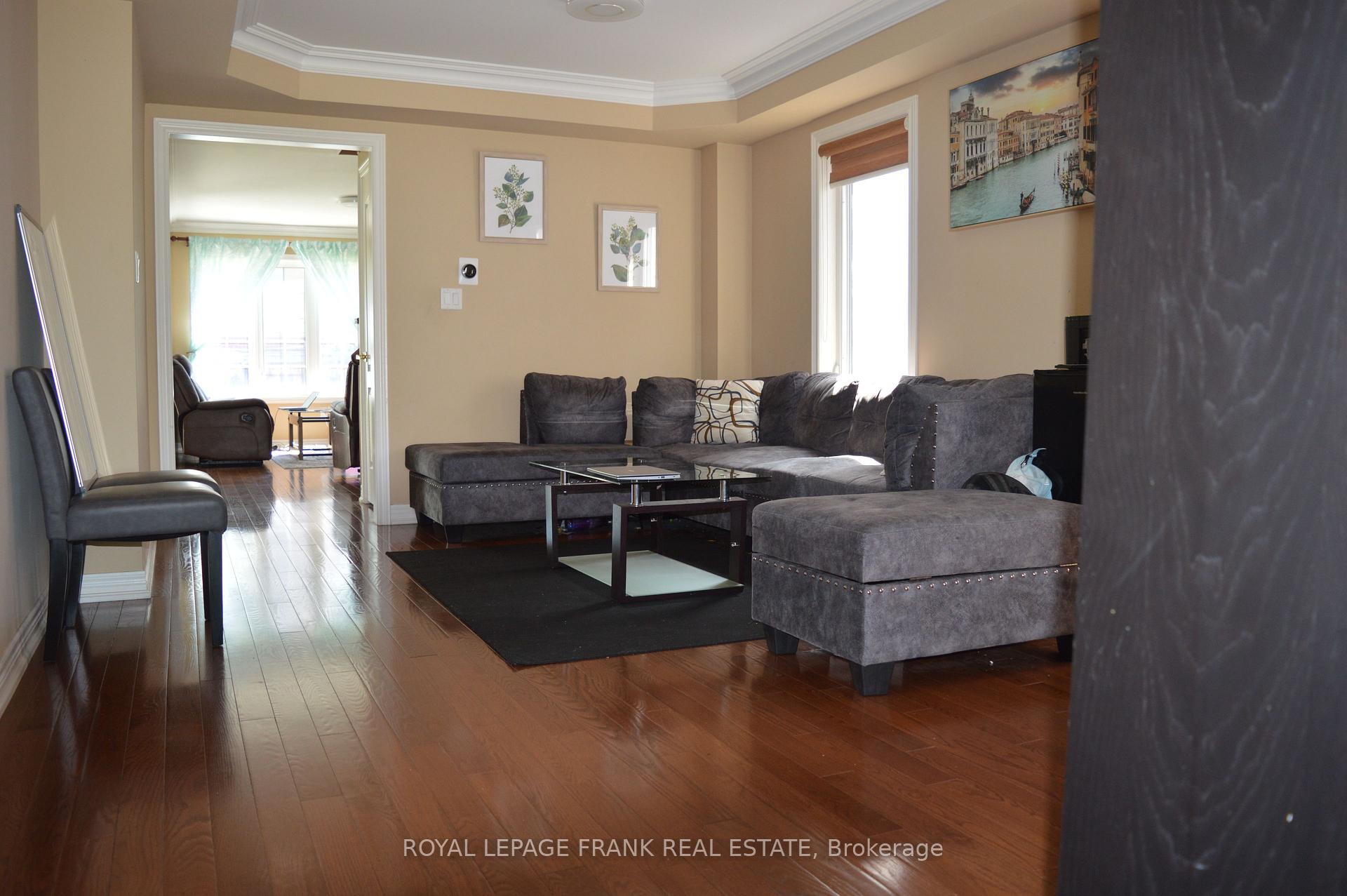 Photo 4 of 61 Summerside Avenue, Whitby, Taunton North — HOMEH