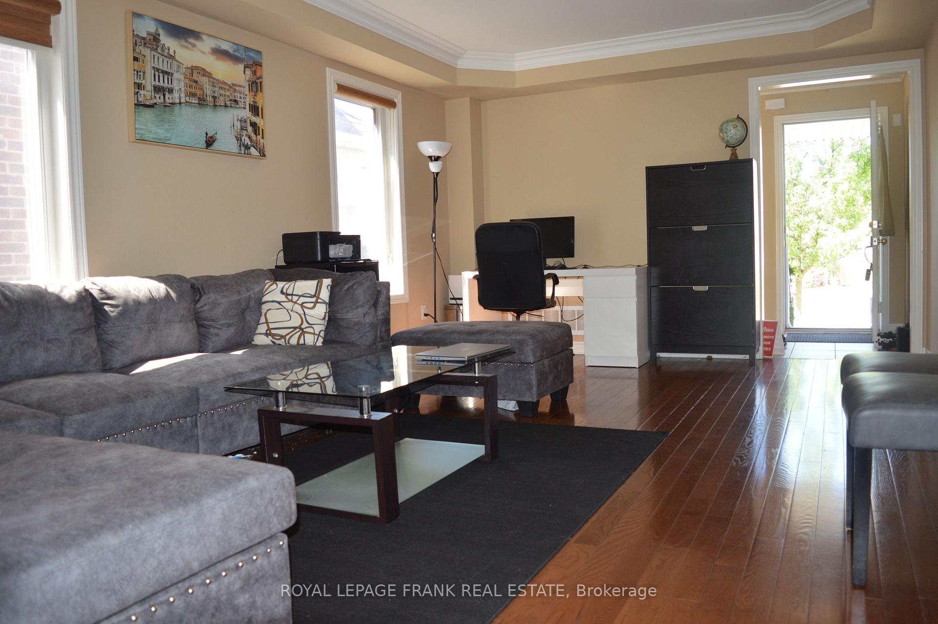 Photo 5 of 61 Summerside Avenue, Whitby, Taunton North — HOMEH