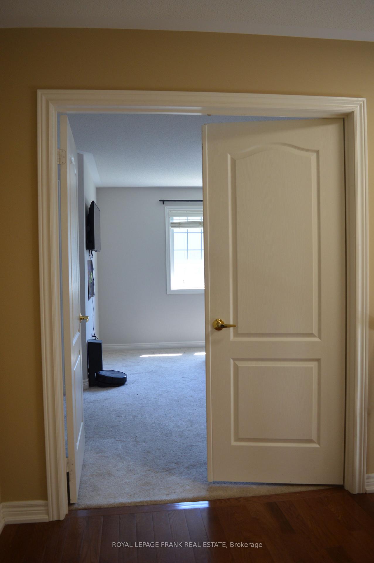 Photo 16 of 61 Summerside Avenue, Whitby, Taunton North — HOMEH