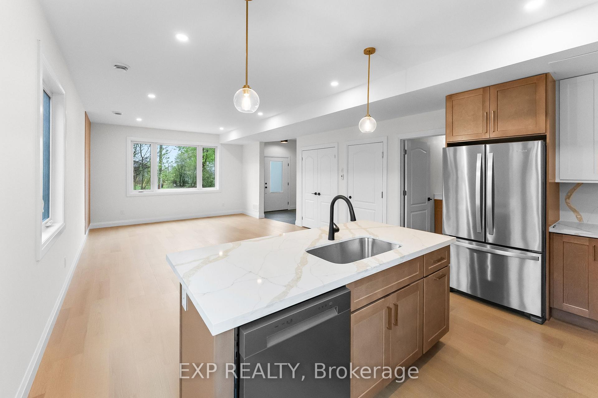 Photo 14 of Unit 1, 4271 Fifth Avenue, Niagara Falls, Downtown — HOMEH