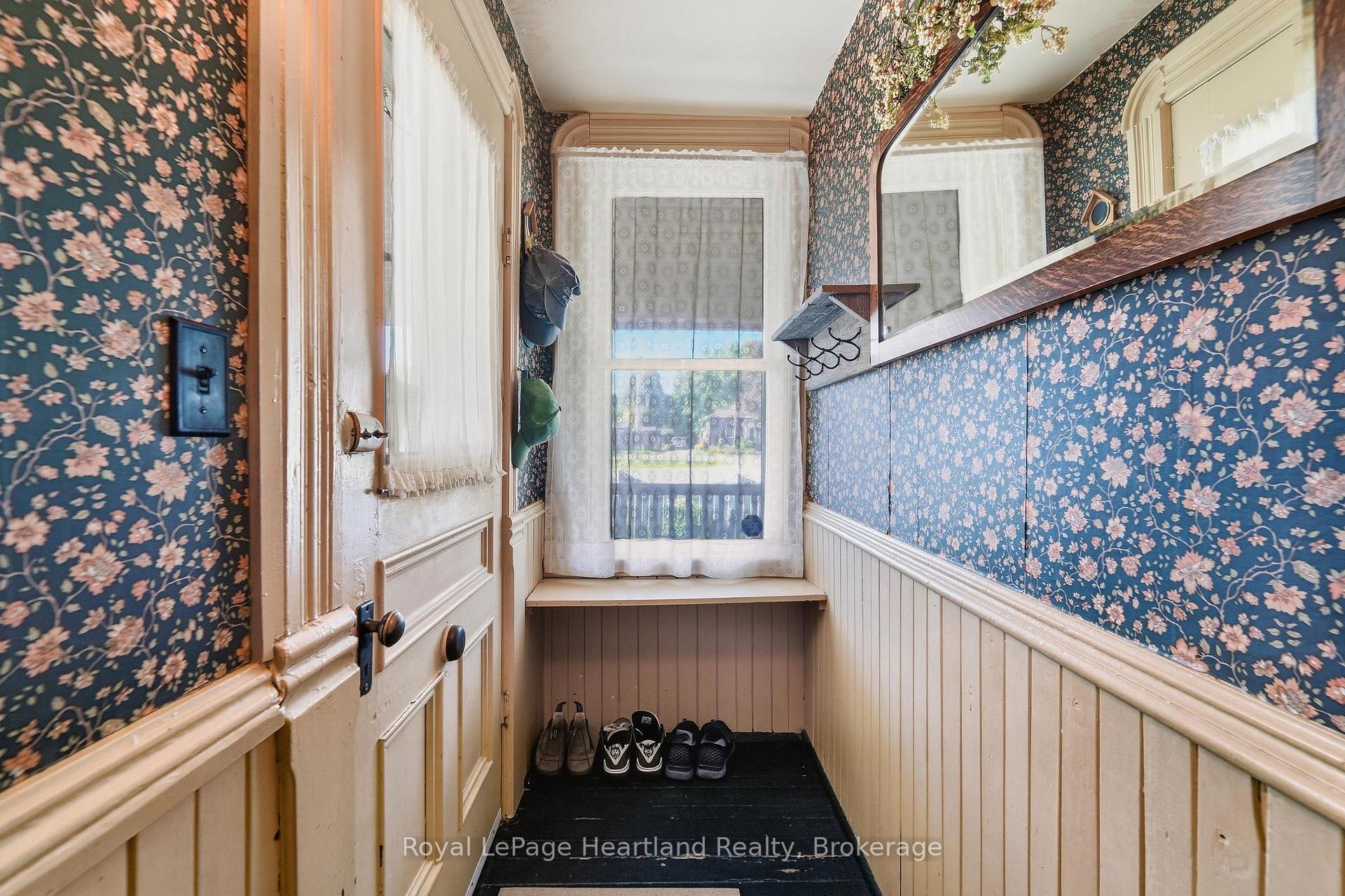 Photo 7 of 62 Orange Street S, Central Huron, Clinton — HOMEH
