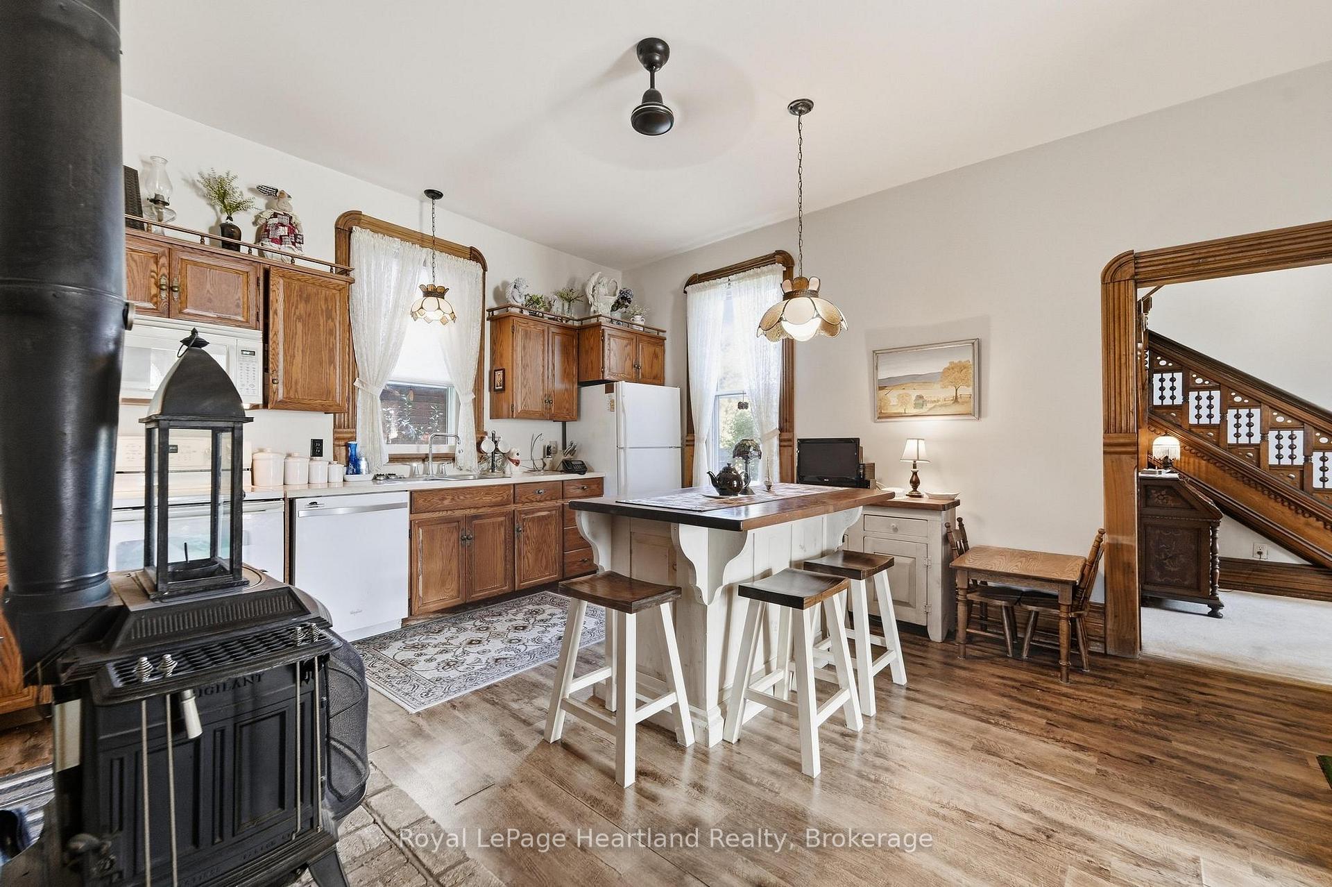 Photo 8 of 62 Orange Street S, Central Huron, Clinton — HOMEH