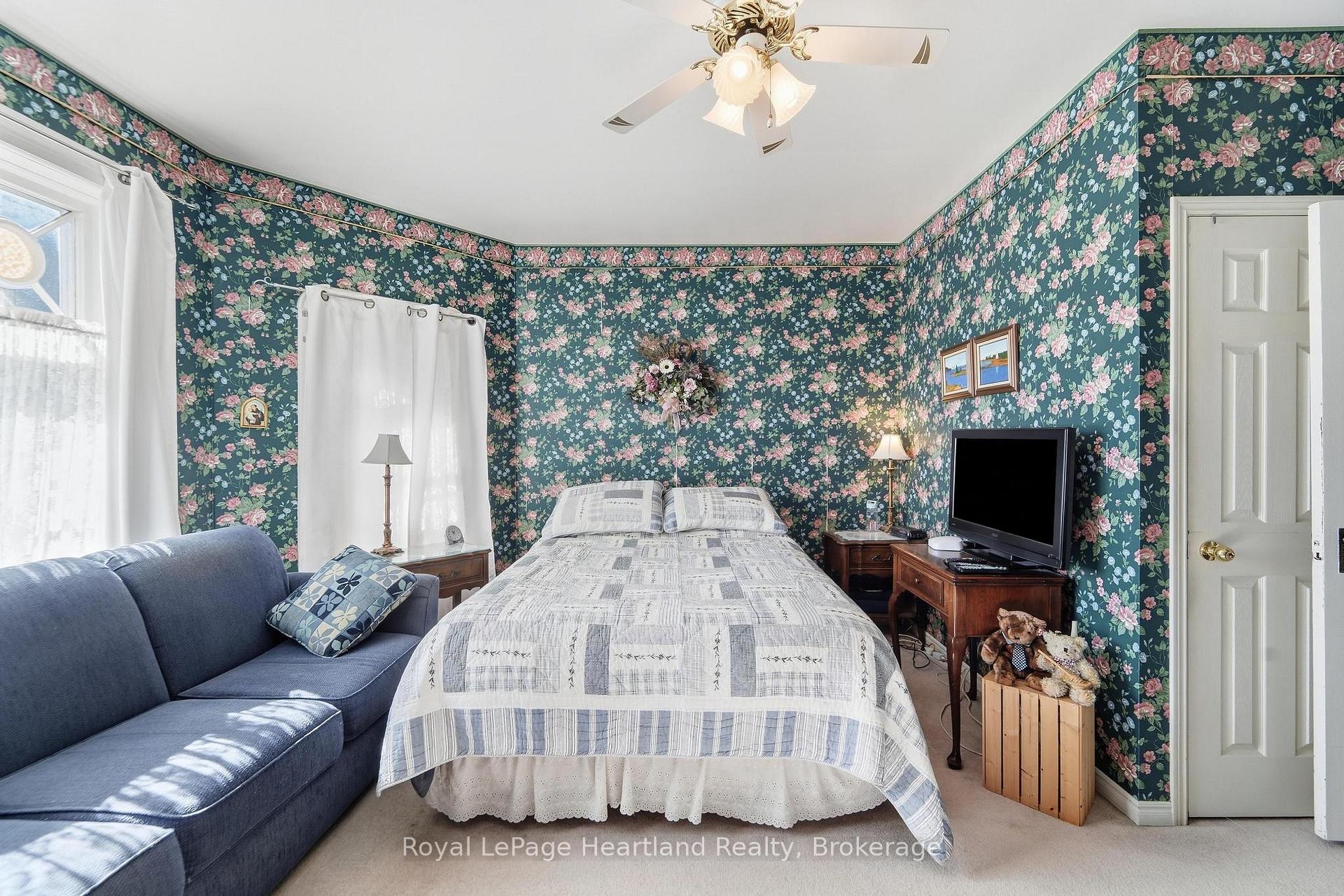 Photo 27 of 62 Orange Street S, Central Huron, Clinton — HOMEH