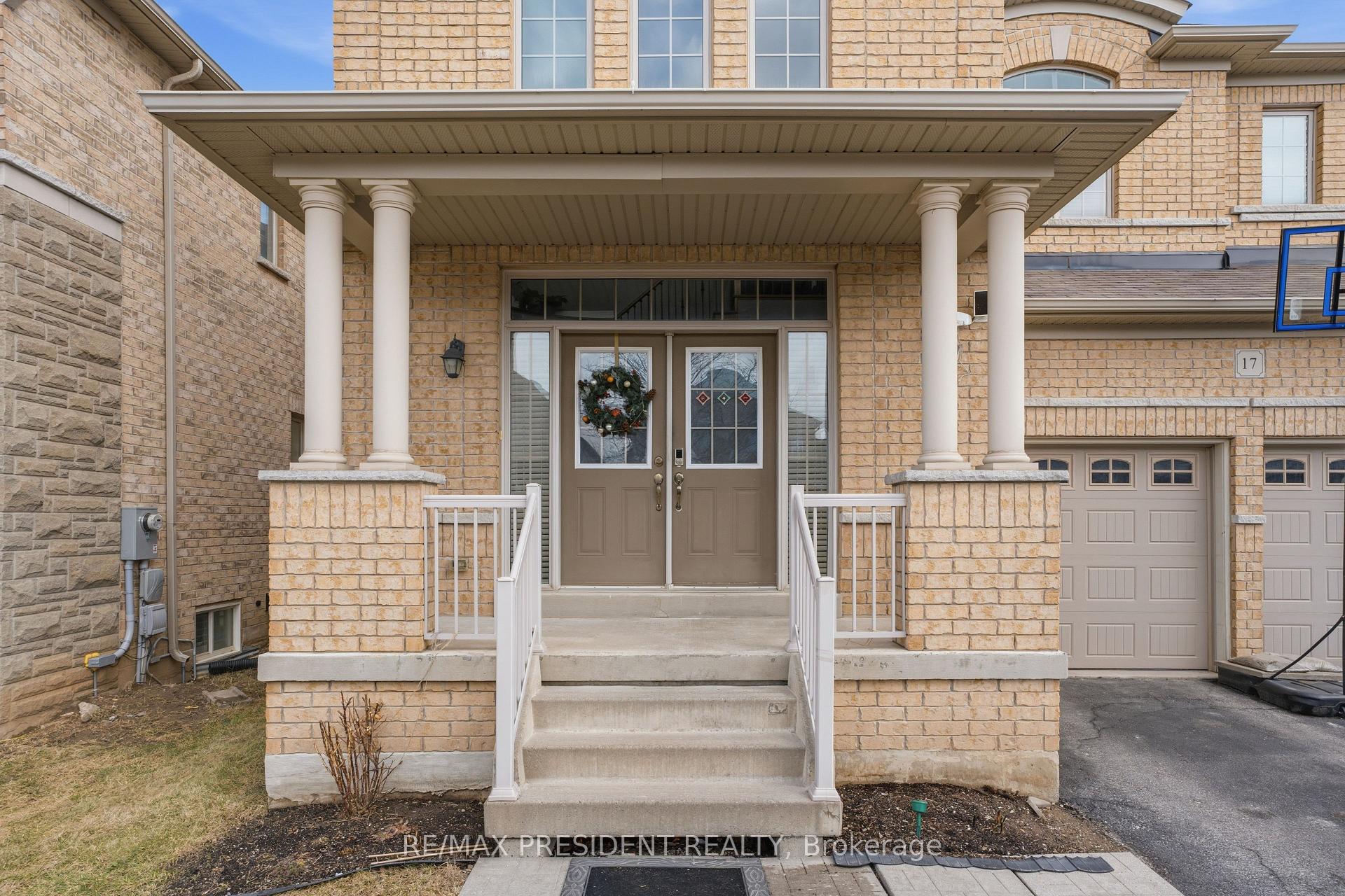 Photo 6 of 17 Mccartney Street, Hamilton, Waterdown — HOMEH