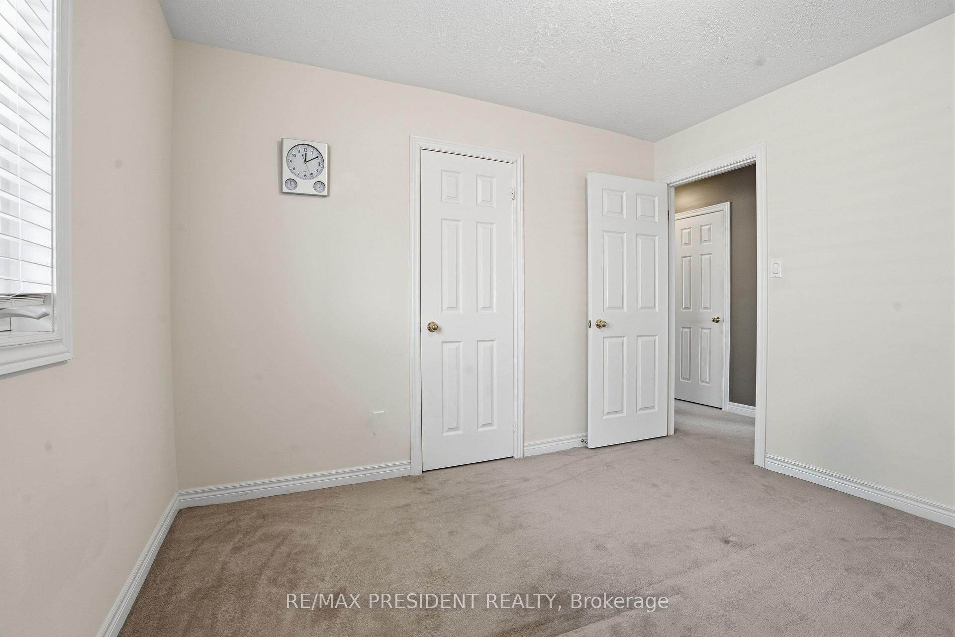 Photo 24 of 17 Mccartney Street, Hamilton, Waterdown — HOMEH