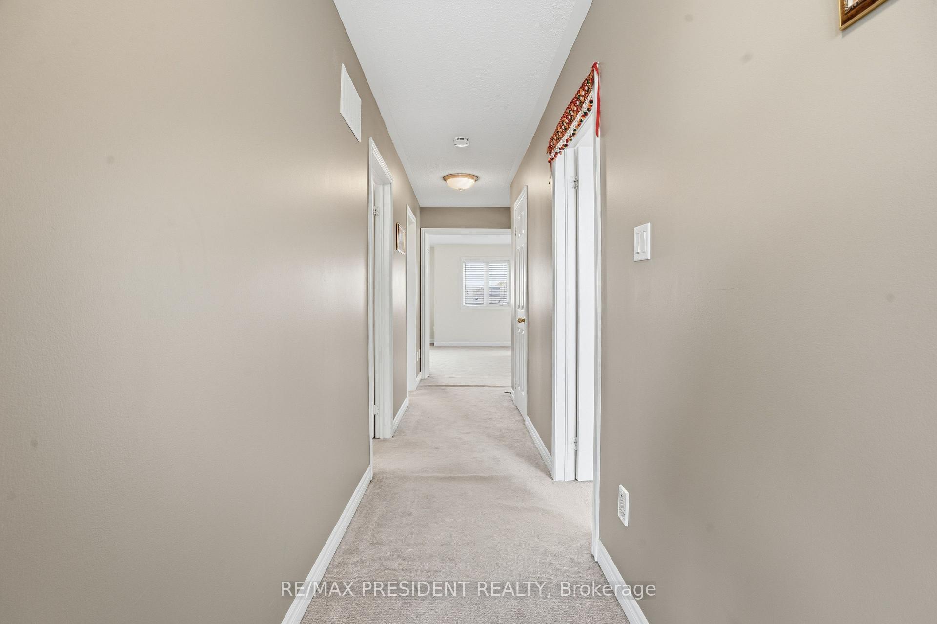 Photo 25 of 17 Mccartney Street, Hamilton, Waterdown — HOMEH