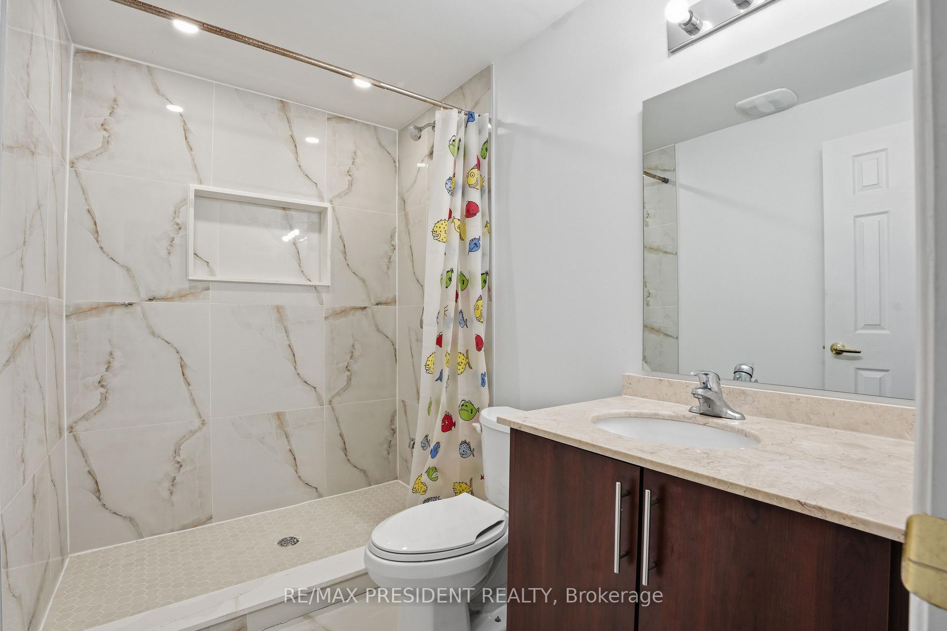 Photo 38 of 17 Mccartney Street, Hamilton, Waterdown — HOMEH