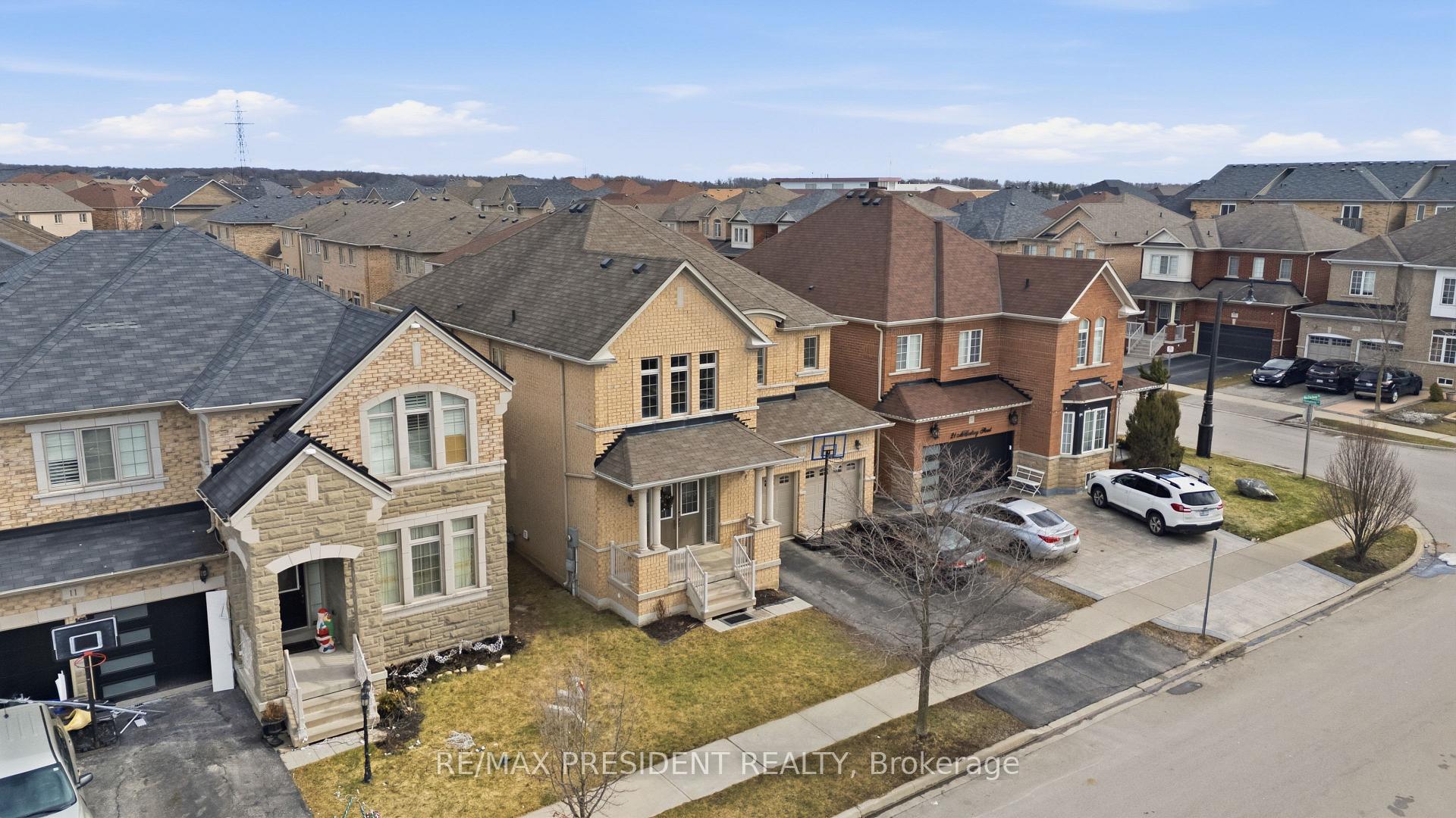 Photo 45 of 17 Mccartney Street, Hamilton, Waterdown — HOMEH