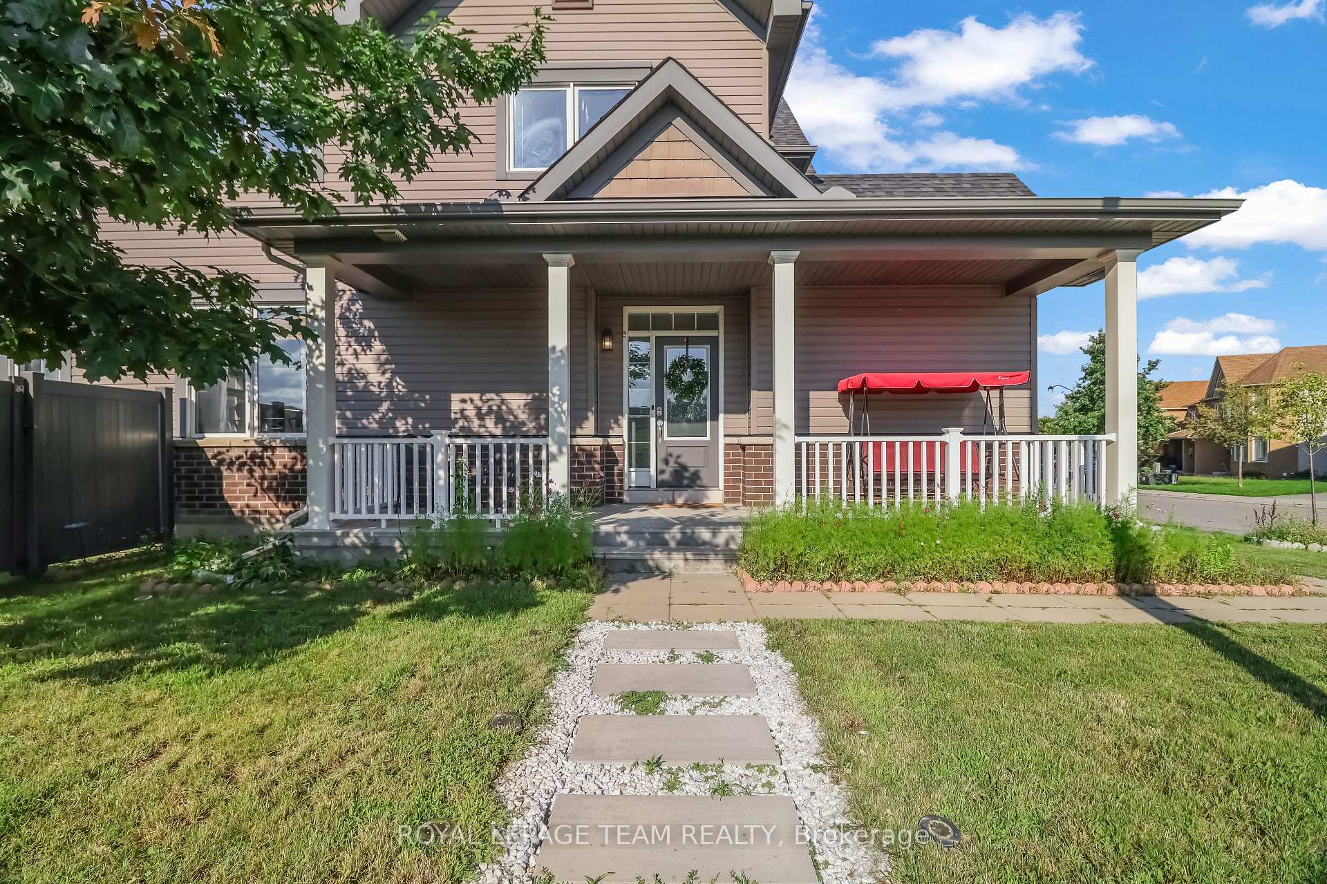 Photo 4 of 3 Stoneleigh Street, Ottawa, Barrhaven - Strandherd — HOMEH