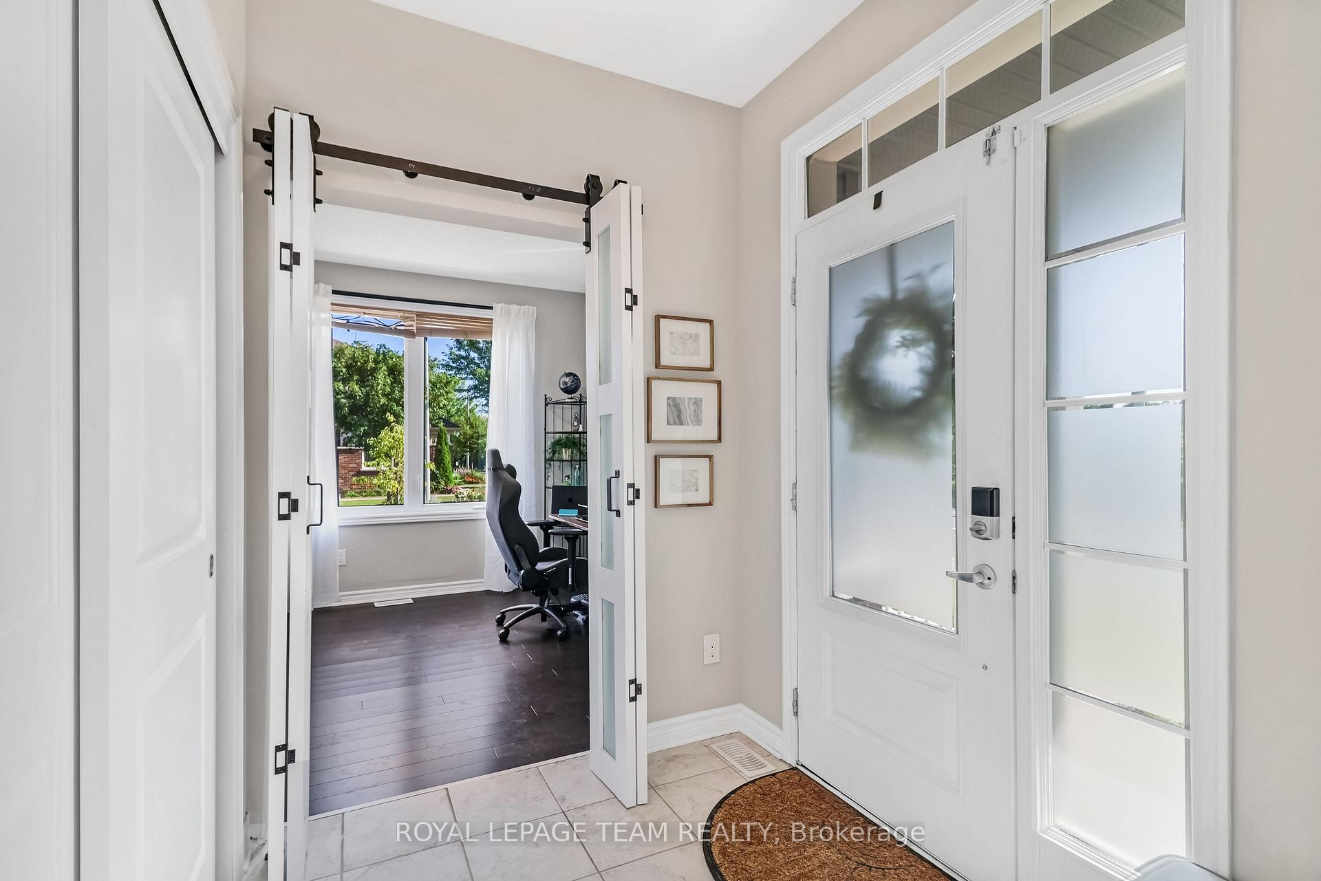 Photo 5 of 3 Stoneleigh Street, Ottawa, Barrhaven - Strandherd — HOMEH