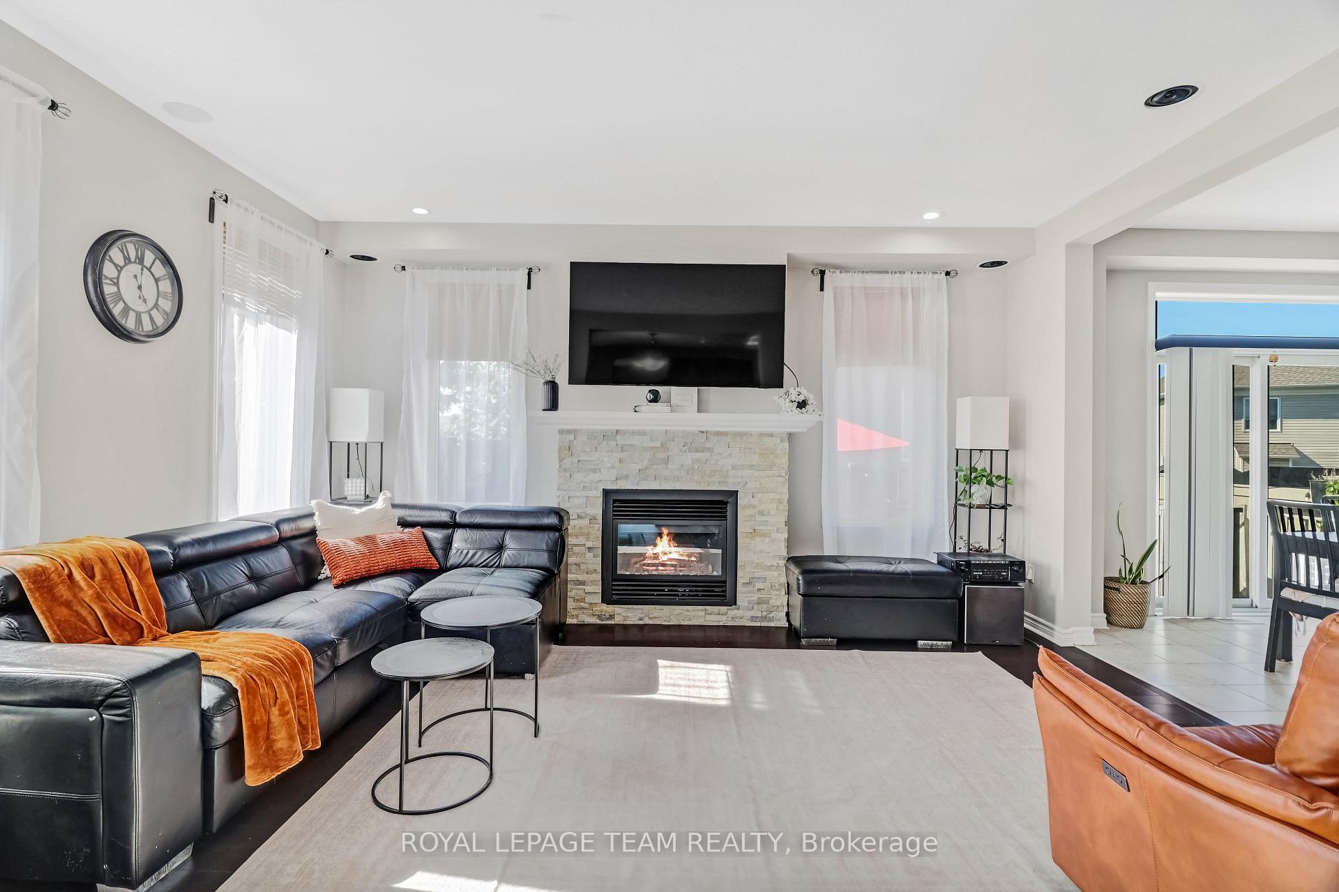 Photo 11 of 3 Stoneleigh Street, Ottawa, Barrhaven - Strandherd — HOMEH