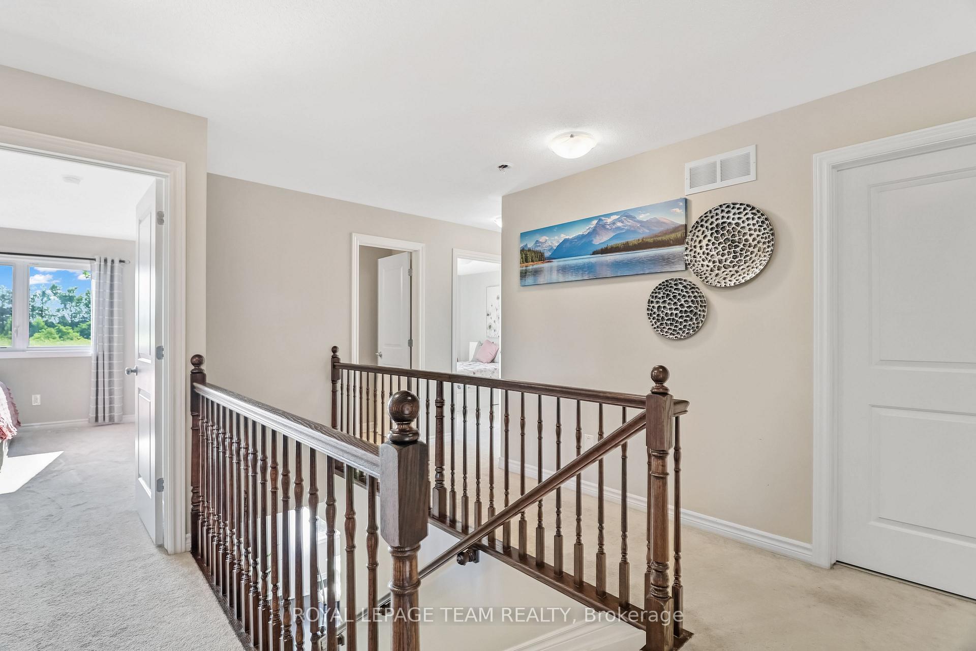 Photo 19 of 3 Stoneleigh Street, Ottawa, Barrhaven - Strandherd — HOMEH