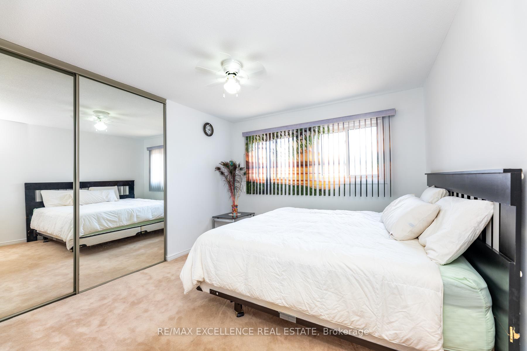 Photo 24 of 55 Atkins Circle, Brampton, Northwood Park — HOMEH