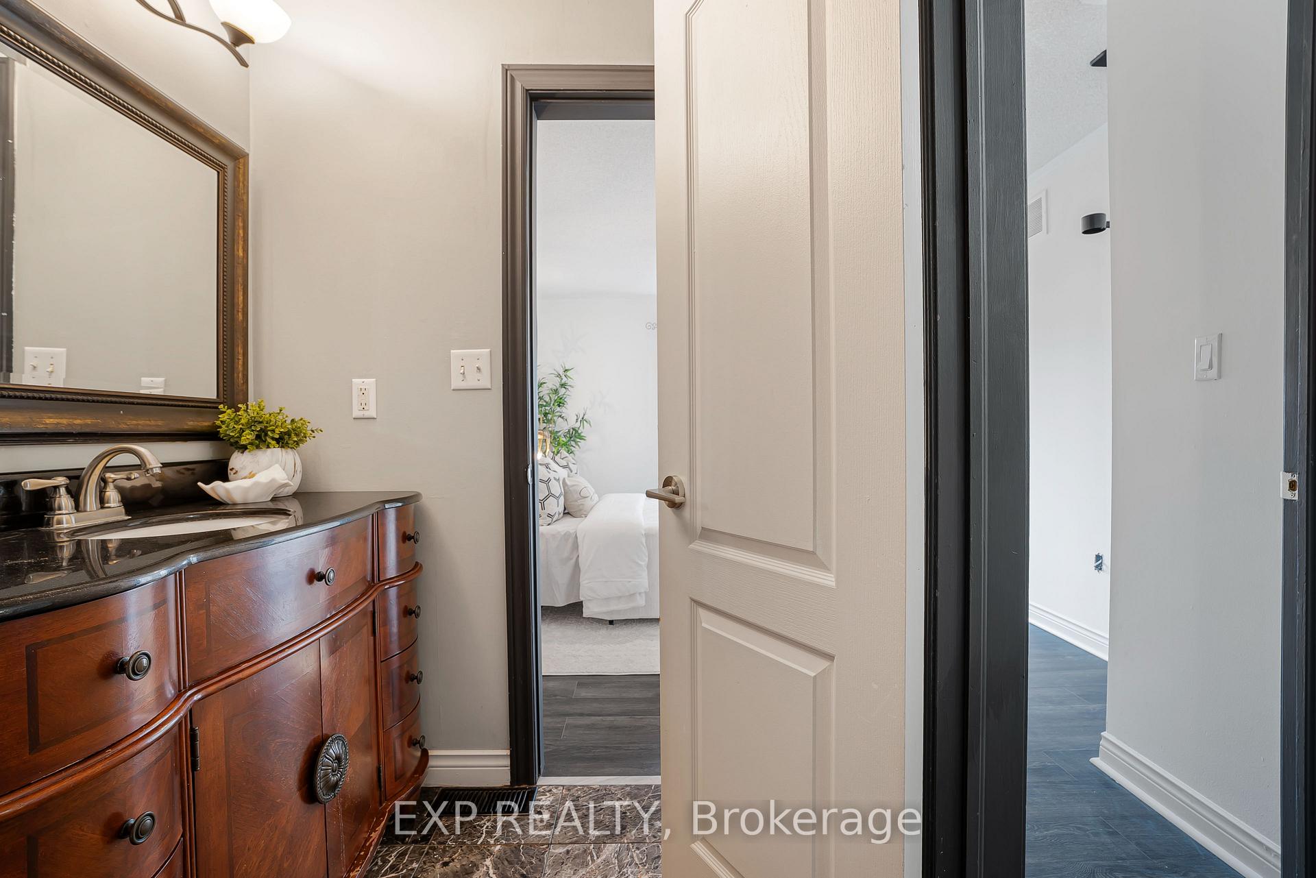 Photo 27 of 65 Pressed Brick Drive, Brampton, Brampton North — HOMEH