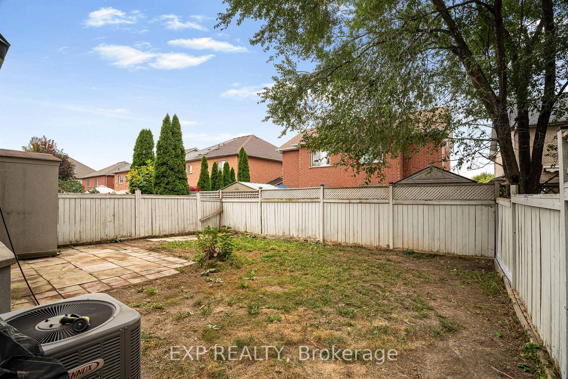 Photo 40 of 65 Pressed Brick Drive, Brampton, Brampton North — HOMEH