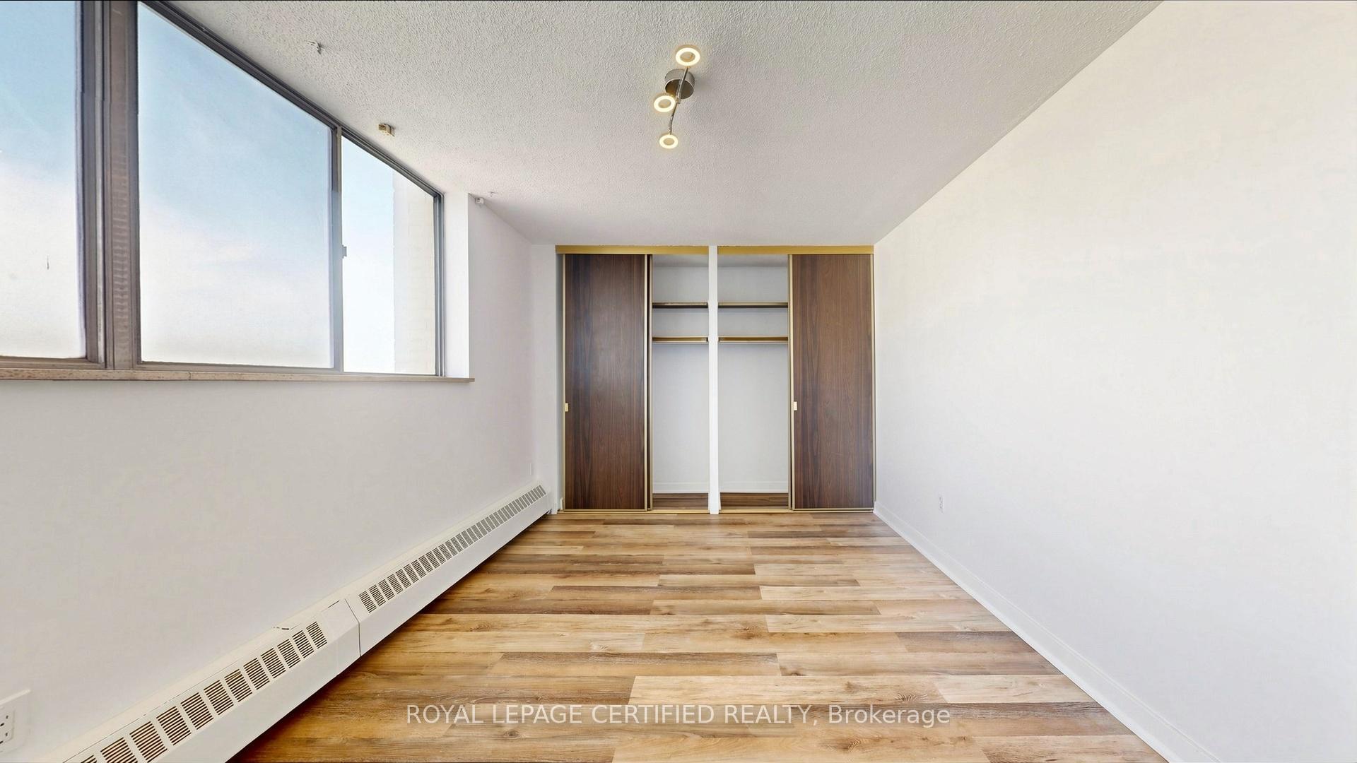 Photo 24 of Unit 1903, 330 Dixon Road, Etobicoke, Kingsview Village-The Westway — HOMEH