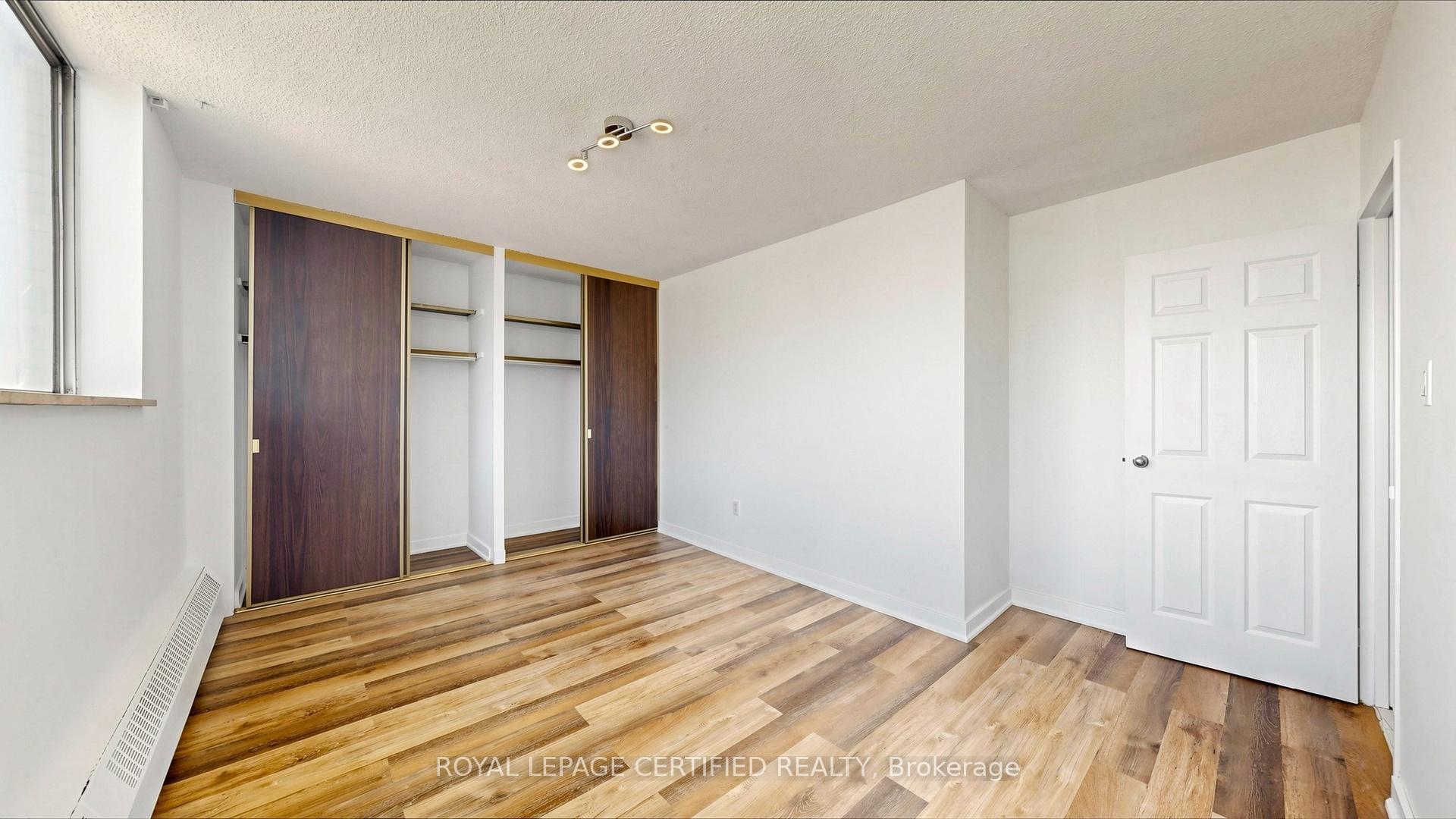 Photo 25 of Unit 1903, 330 Dixon Road, Etobicoke, Kingsview Village-The Westway — HOMEH