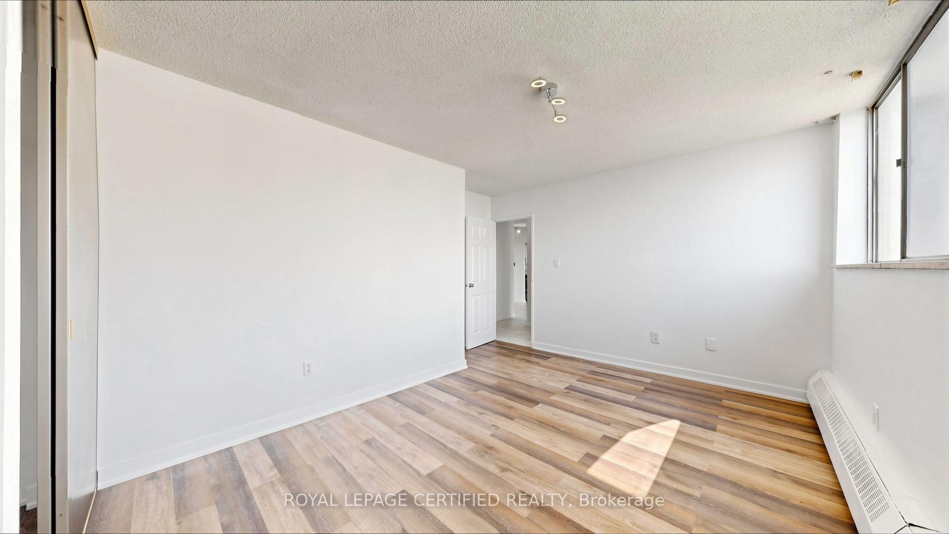 Photo 26 of Unit 1903, 330 Dixon Road, Etobicoke, Kingsview Village-The Westway — HOMEH