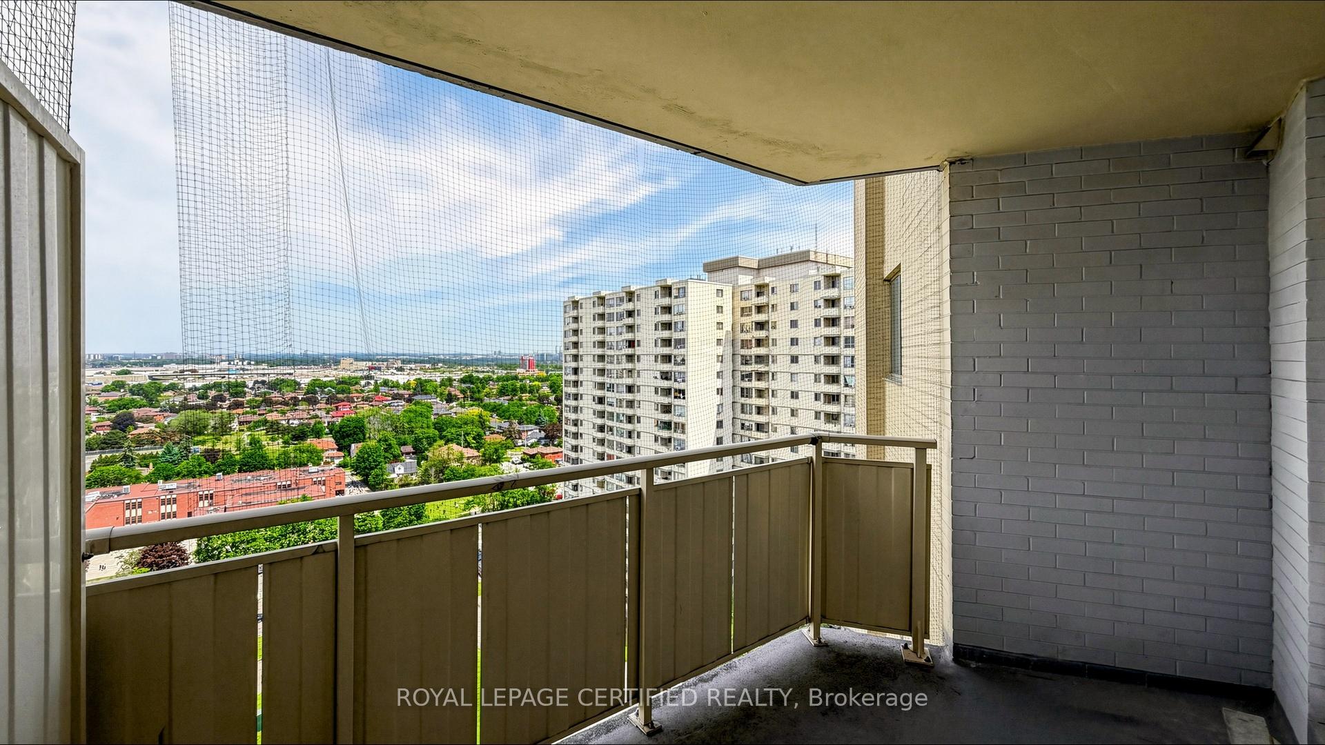Photo 31 of Unit 1903, 330 Dixon Road, Etobicoke, Kingsview Village-The Westway — HOMEH