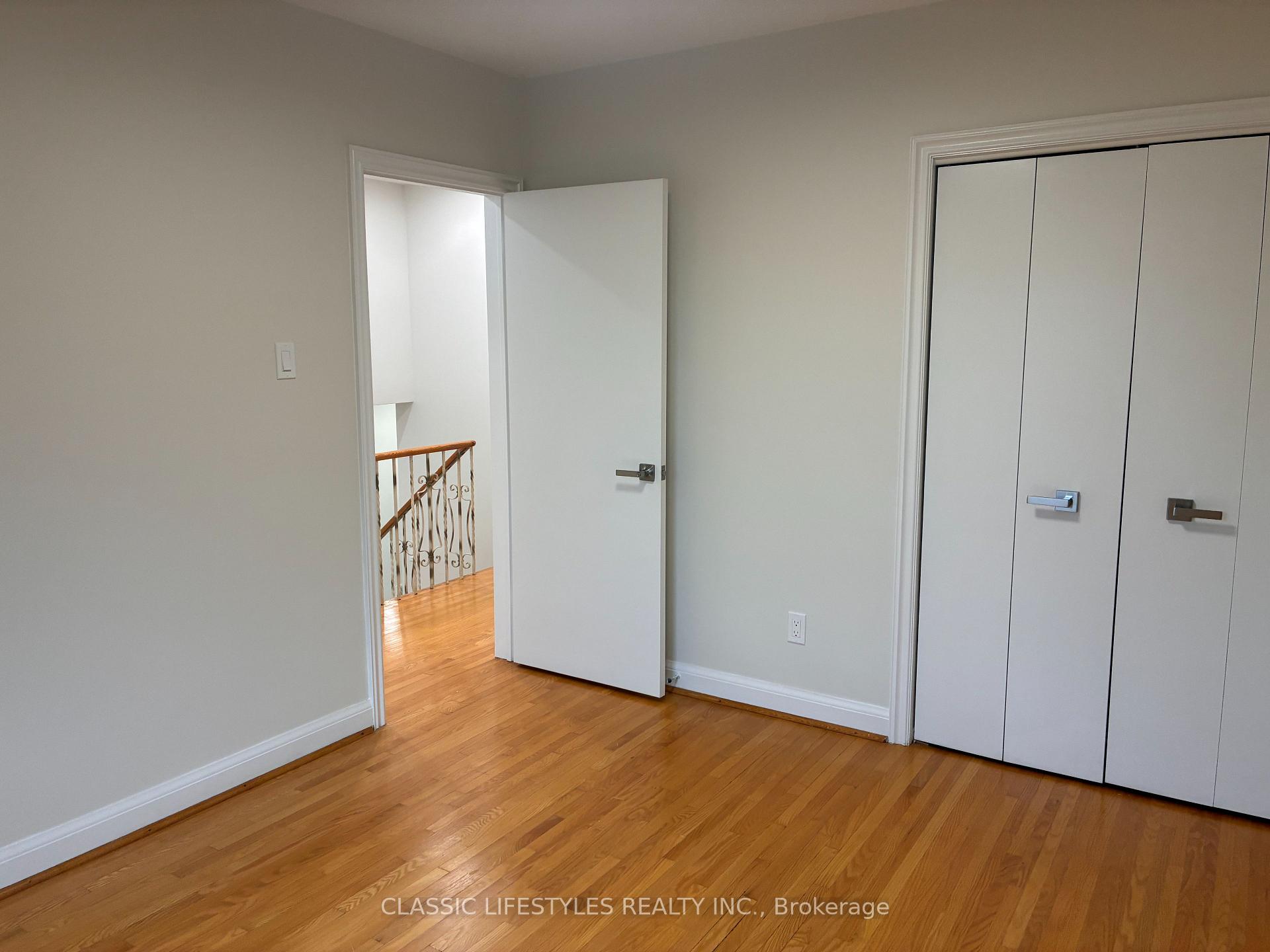 Photo 17 of 66 Leland Avenue, Etobicoke, Stonegate-Queensway — HOMEH