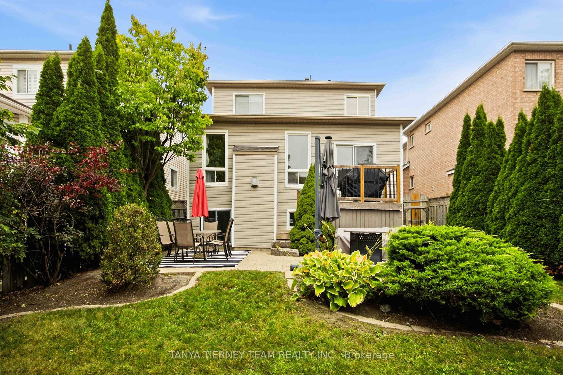 Photo 42 of 17 Cody Avenue, Whitby, Brooklin — HOMEH