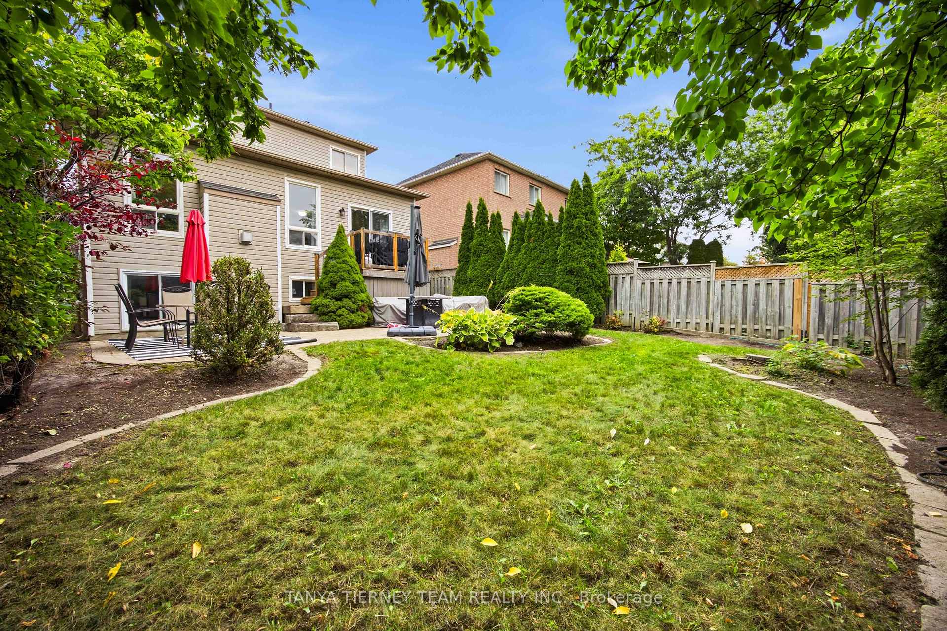 Photo 43 of 17 Cody Avenue, Whitby, Brooklin — HOMEH