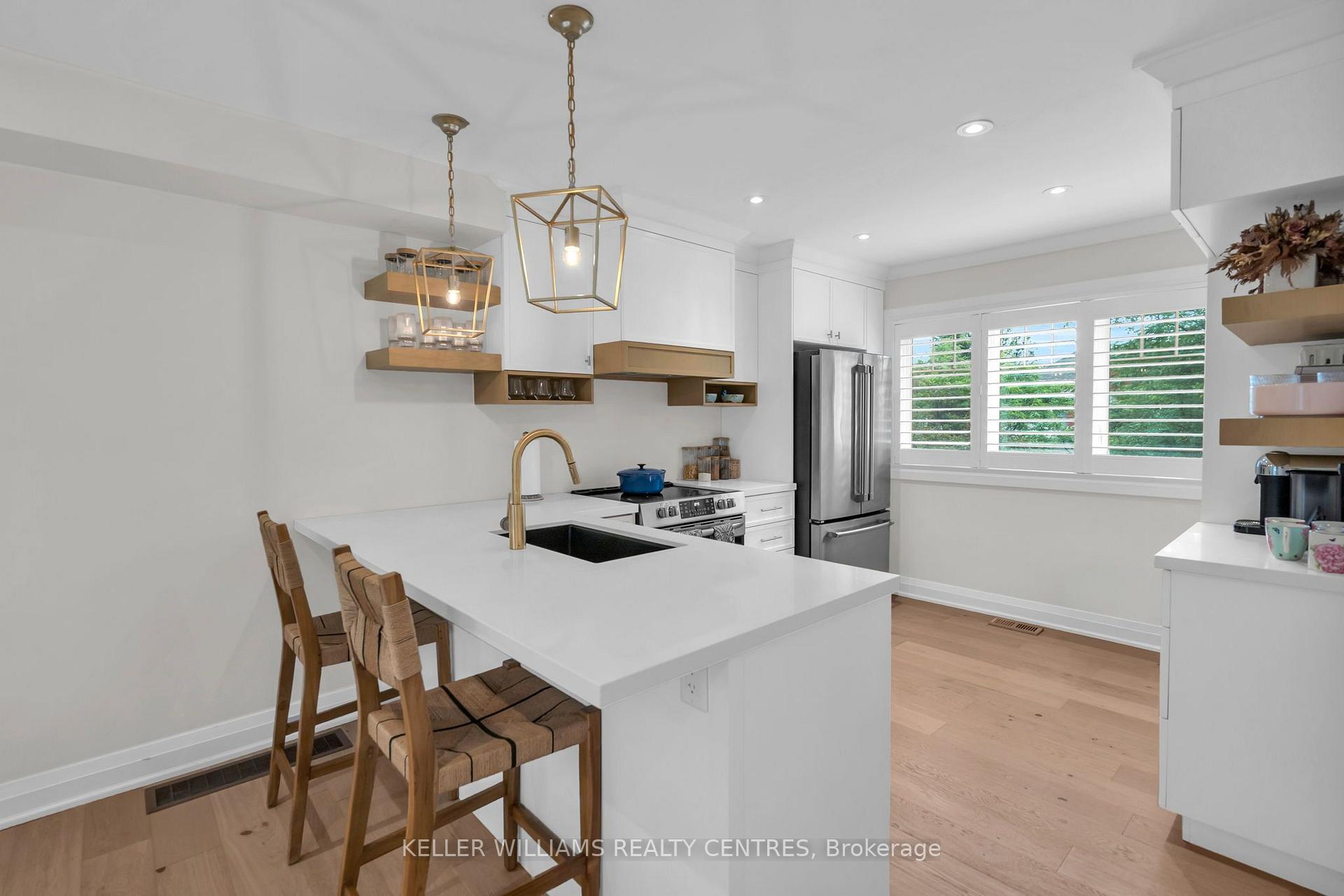 Photo 3 of 37 Bowler Street, Aurora, Bayview Wellington — HOMEH