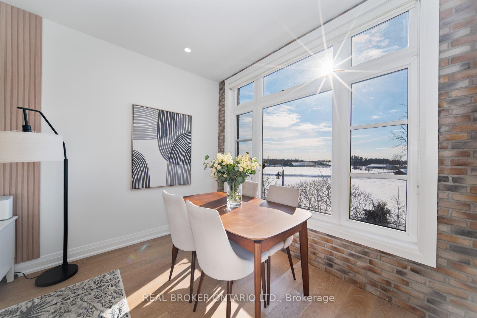 Photo 8 of Unit 48, 8167 Kipling Avenue, Vaughan, West Woodbridge — HOMEH
