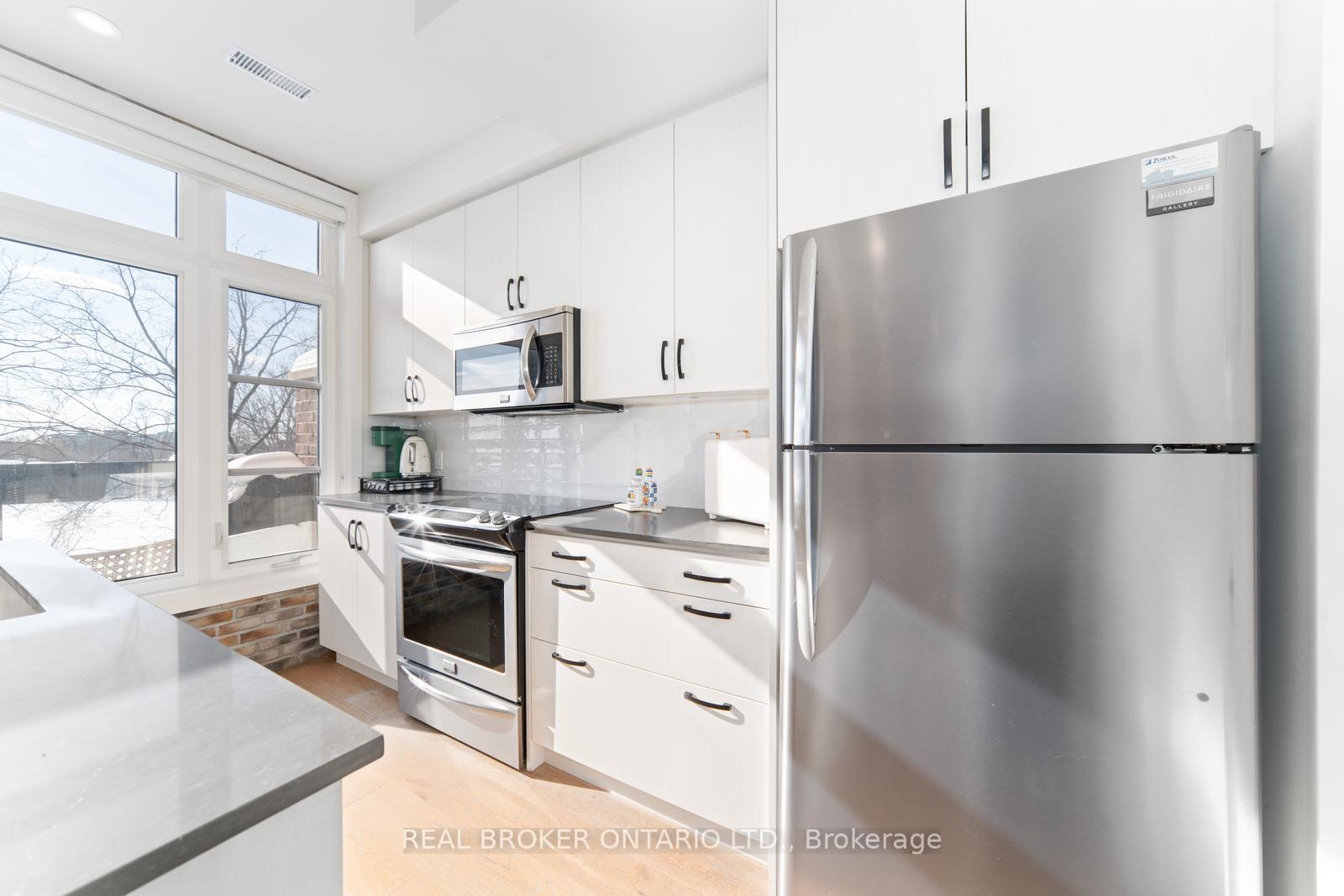 Photo 14 of Unit 48, 8167 Kipling Avenue, Vaughan, West Woodbridge — HOMEH