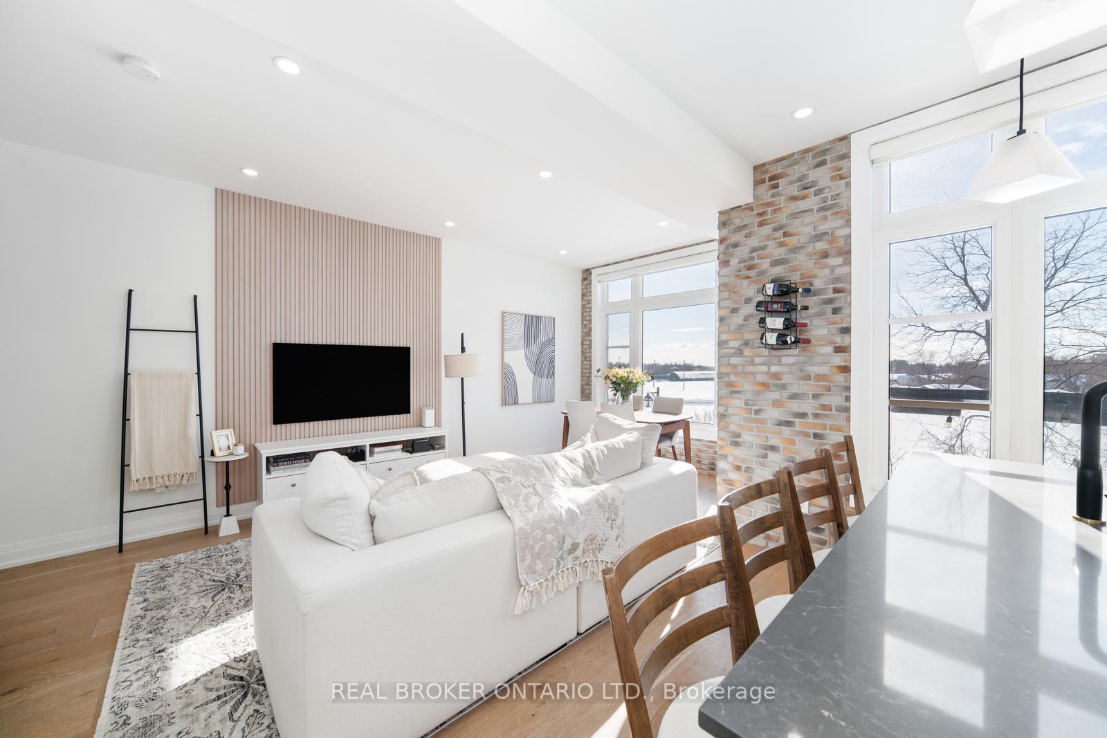 Photo 17 of Unit 48, 8167 Kipling Avenue, Vaughan, West Woodbridge — HOMEH
