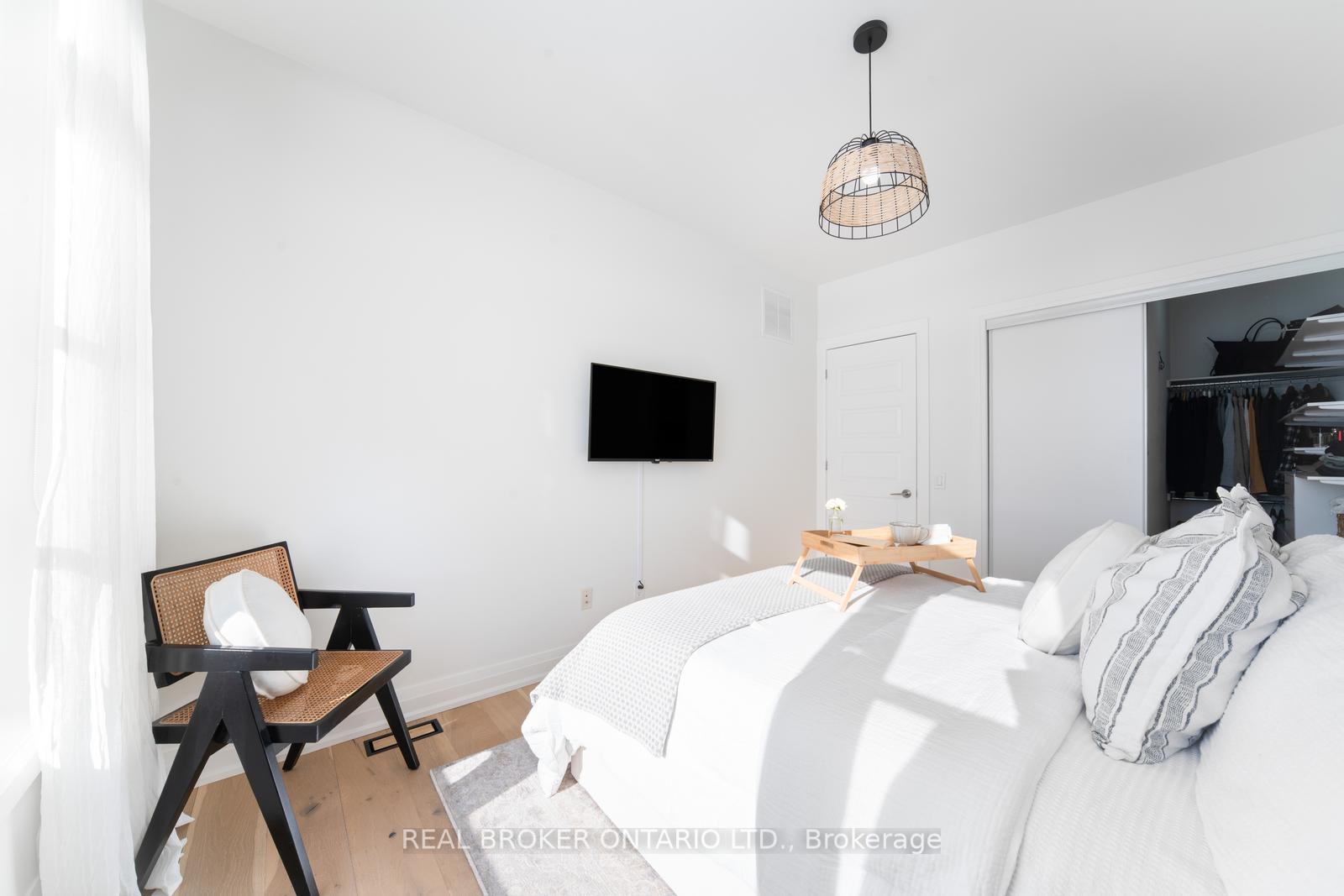 Photo 24 of Unit 48, 8167 Kipling Avenue, Vaughan, West Woodbridge — HOMEH