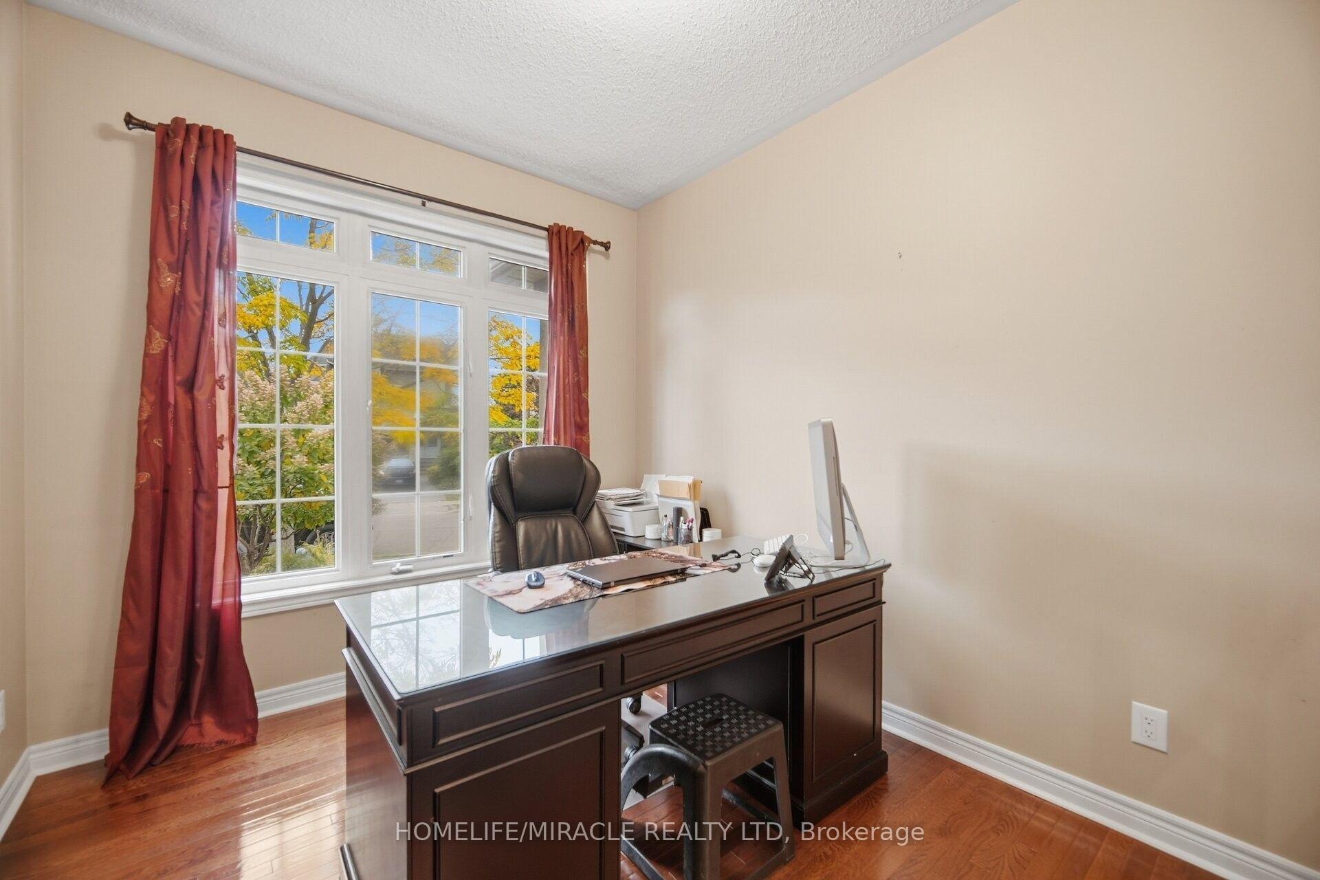 Photo 18 of 5 Billancourt Crescent, Brampton, Vales of Castlemore North — HOMEH