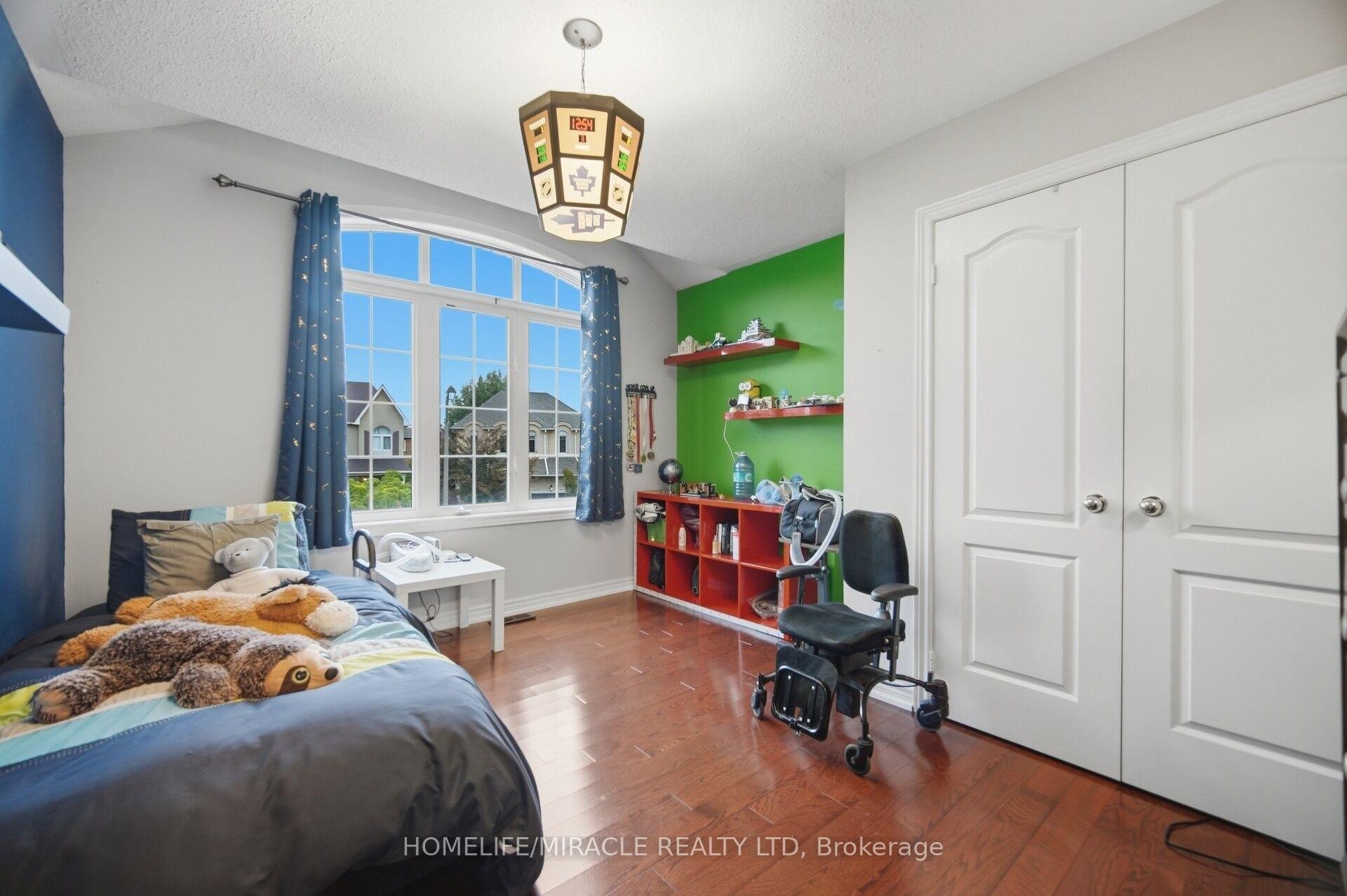 Photo 29 of 5 Billancourt Crescent, Brampton, Vales of Castlemore North — HOMEH