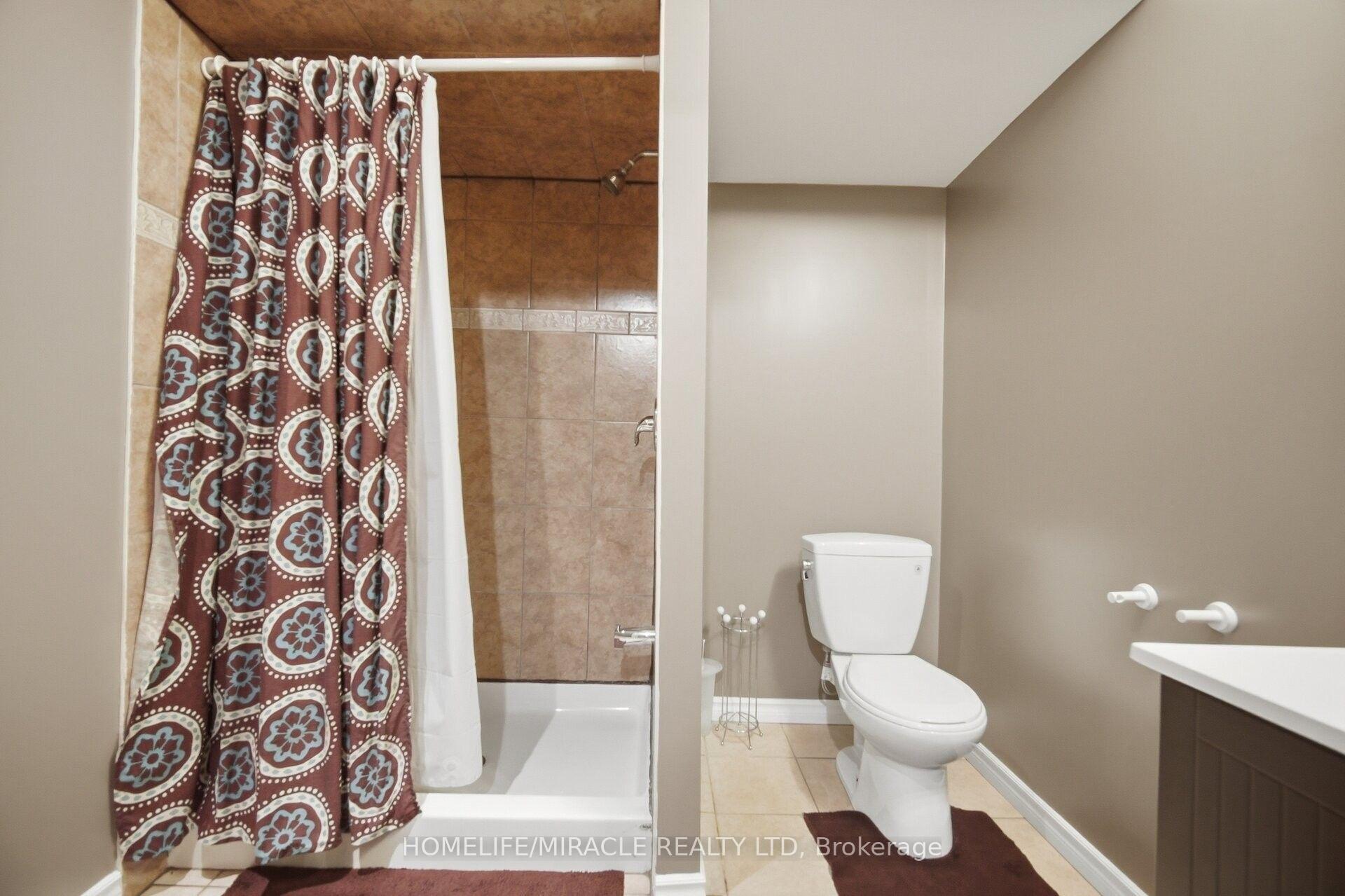 Photo 44 of 5 Billancourt Crescent, Brampton, Vales of Castlemore North — HOMEH