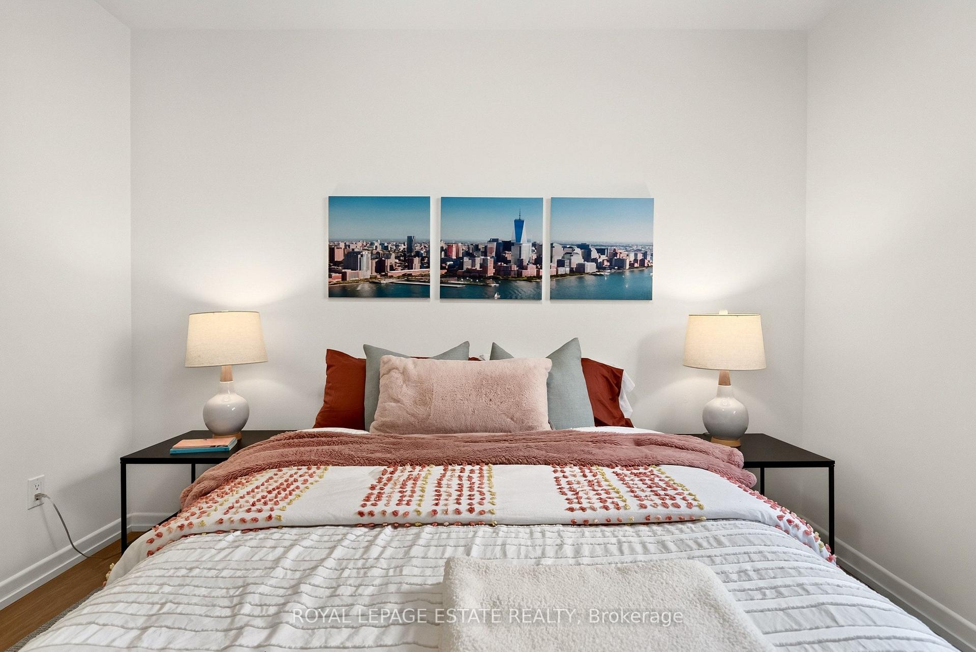 Photo 24 of 38 Brightside Drive, Scarborough, West Hill — HOMEH