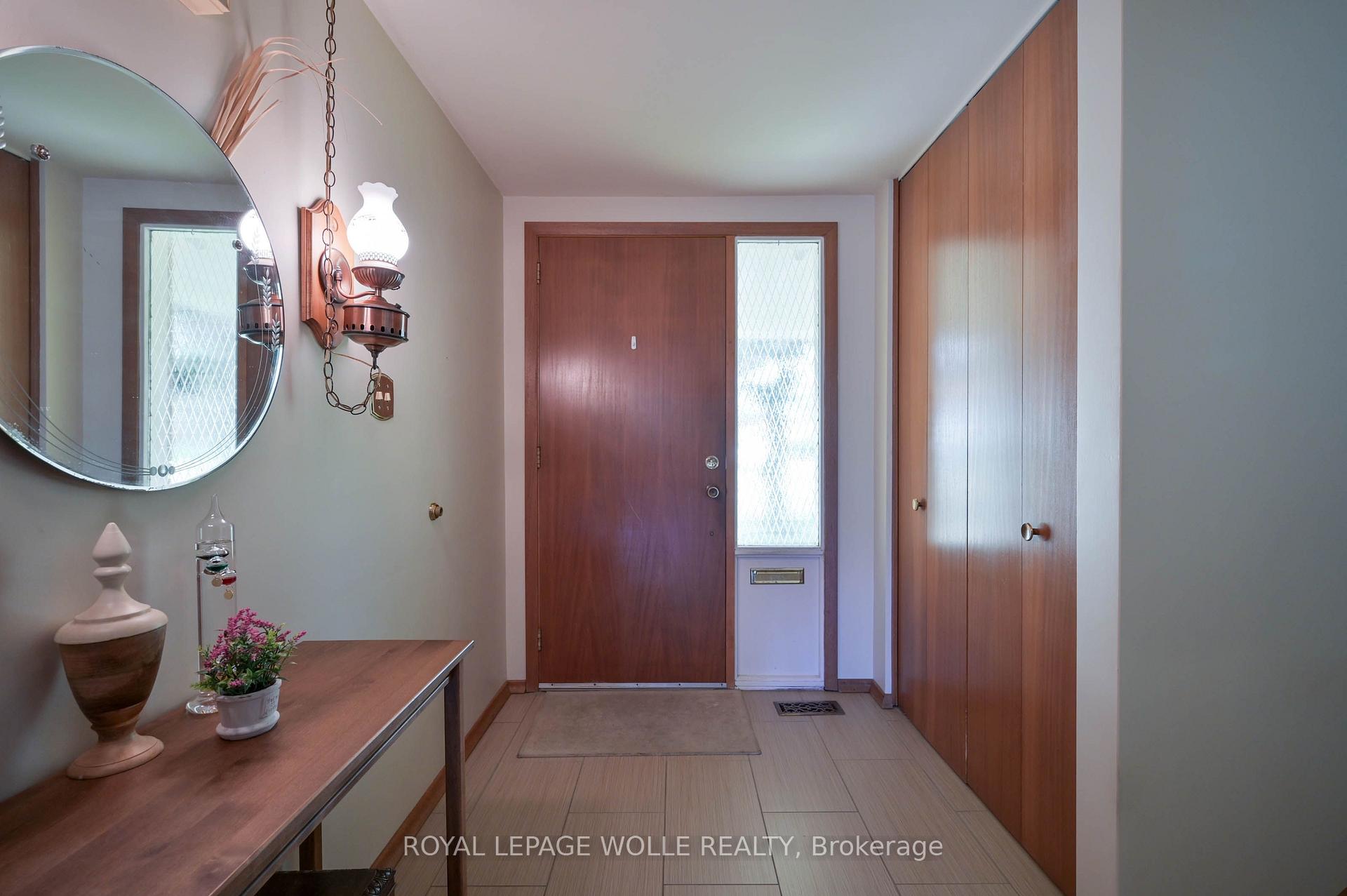 Photo 7 of 99 Lorraine Avenue, Kitchener, Heritage Park - Kitchener — HOMEH