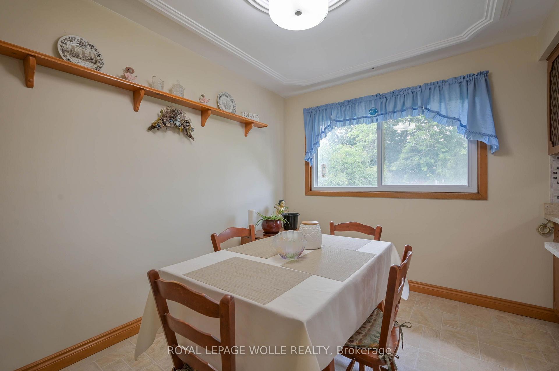 Photo 12 of 99 Lorraine Avenue, Kitchener, Heritage Park - Kitchener — HOMEH