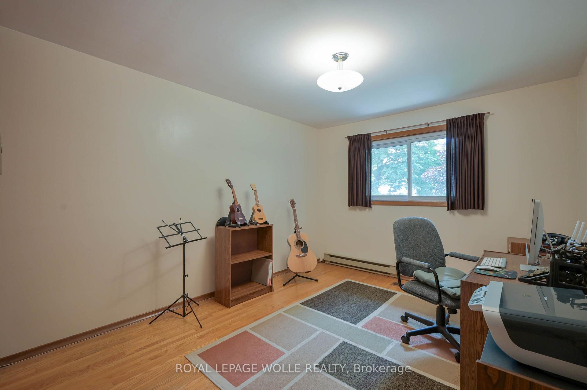 Photo 25 of 99 Lorraine Avenue, Kitchener, Heritage Park - Kitchener — HOMEH