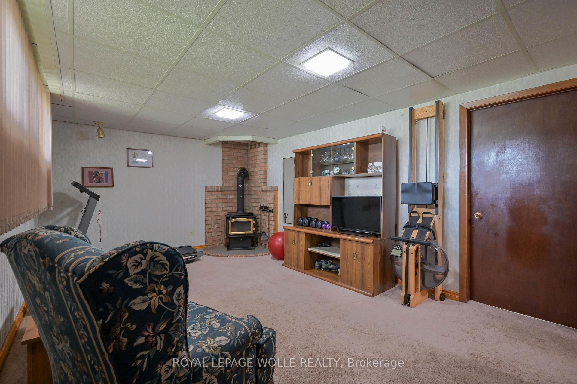 Photo 32 of 99 Lorraine Avenue, Kitchener, Heritage Park - Kitchener — HOMEH