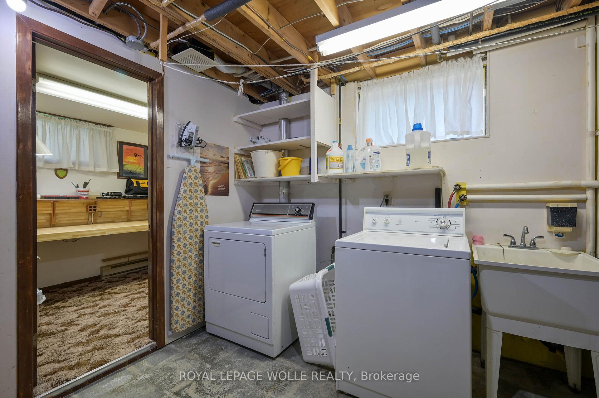 Photo 33 of 99 Lorraine Avenue, Kitchener, Heritage Park - Kitchener — HOMEH