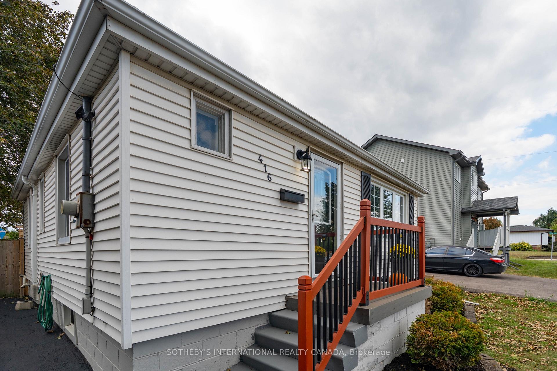 Photo 2 of 416 Fennell Avenue E, Hamilton, Hill Park — HOMEH