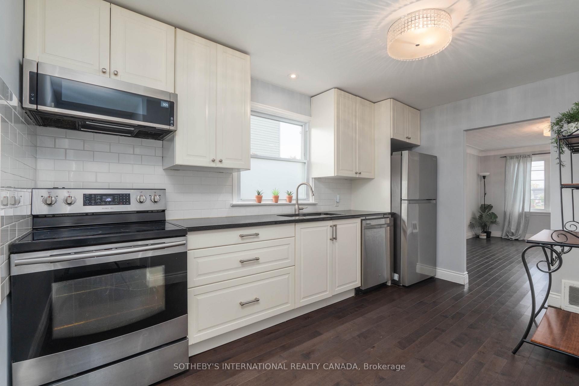 Photo 9 of 416 Fennell Avenue E, Hamilton, Hill Park — HOMEH